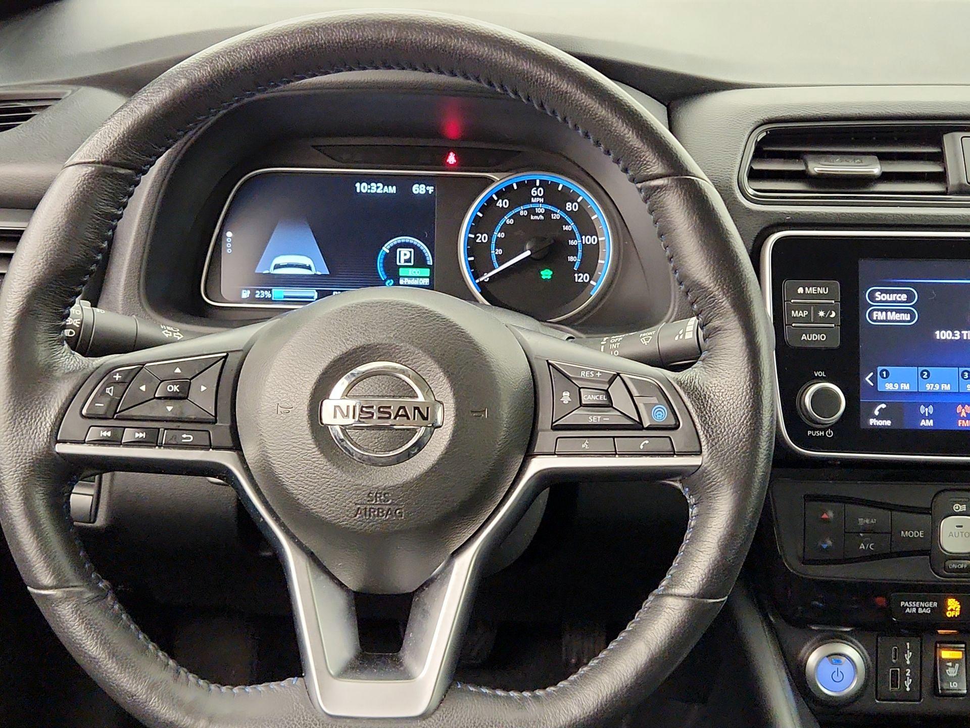 Thumbnail: 2022 Nissan Leaf - 10