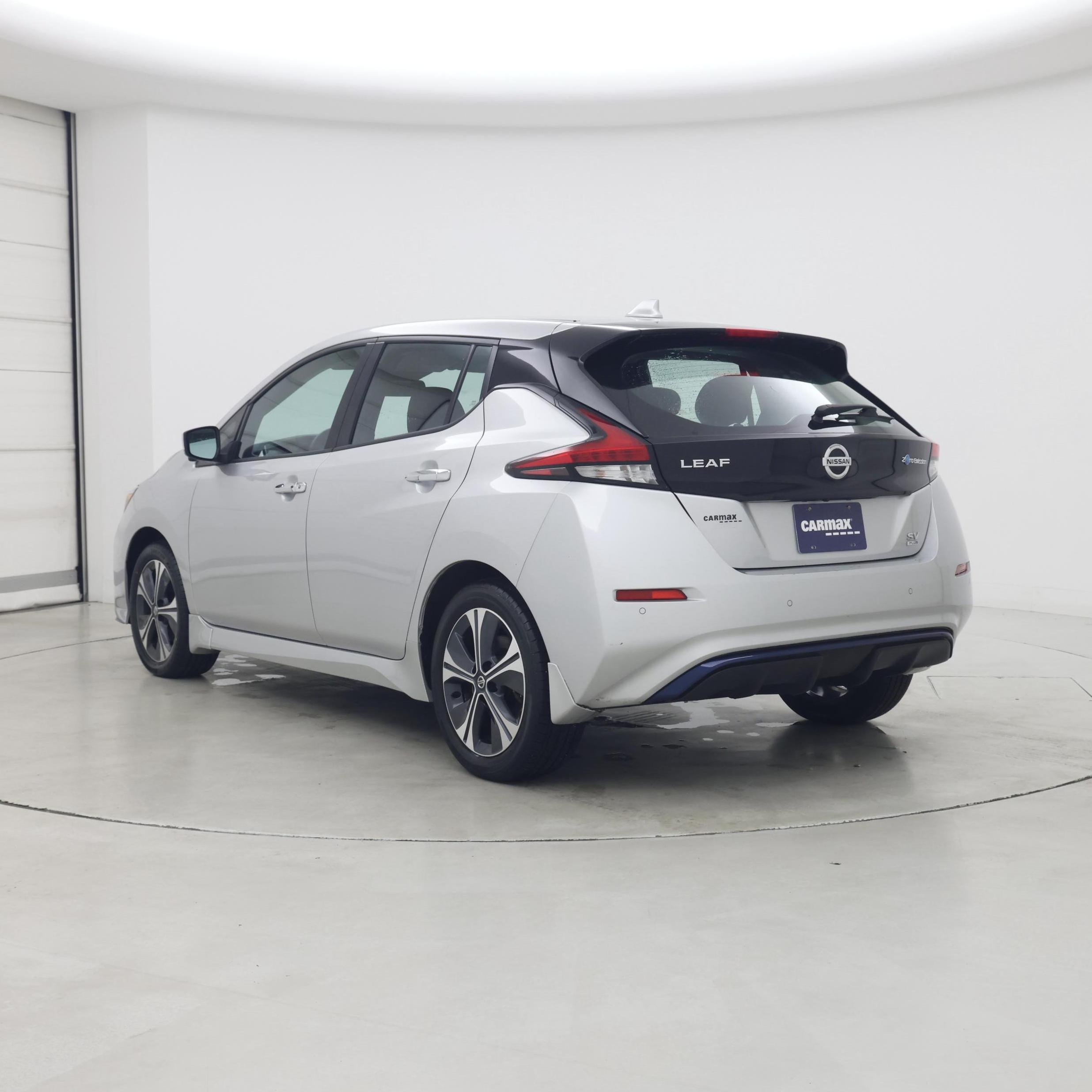 Thumbnail: 2022 Nissan Leaf - 2