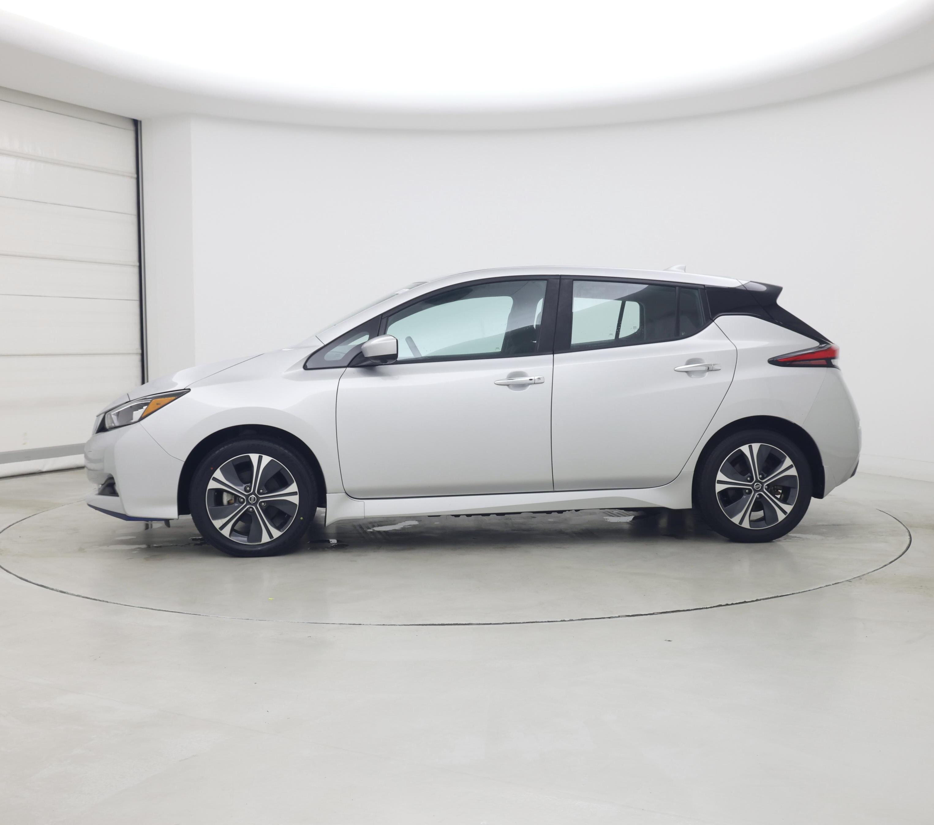 Thumbnail: 2022 Nissan Leaf - 3