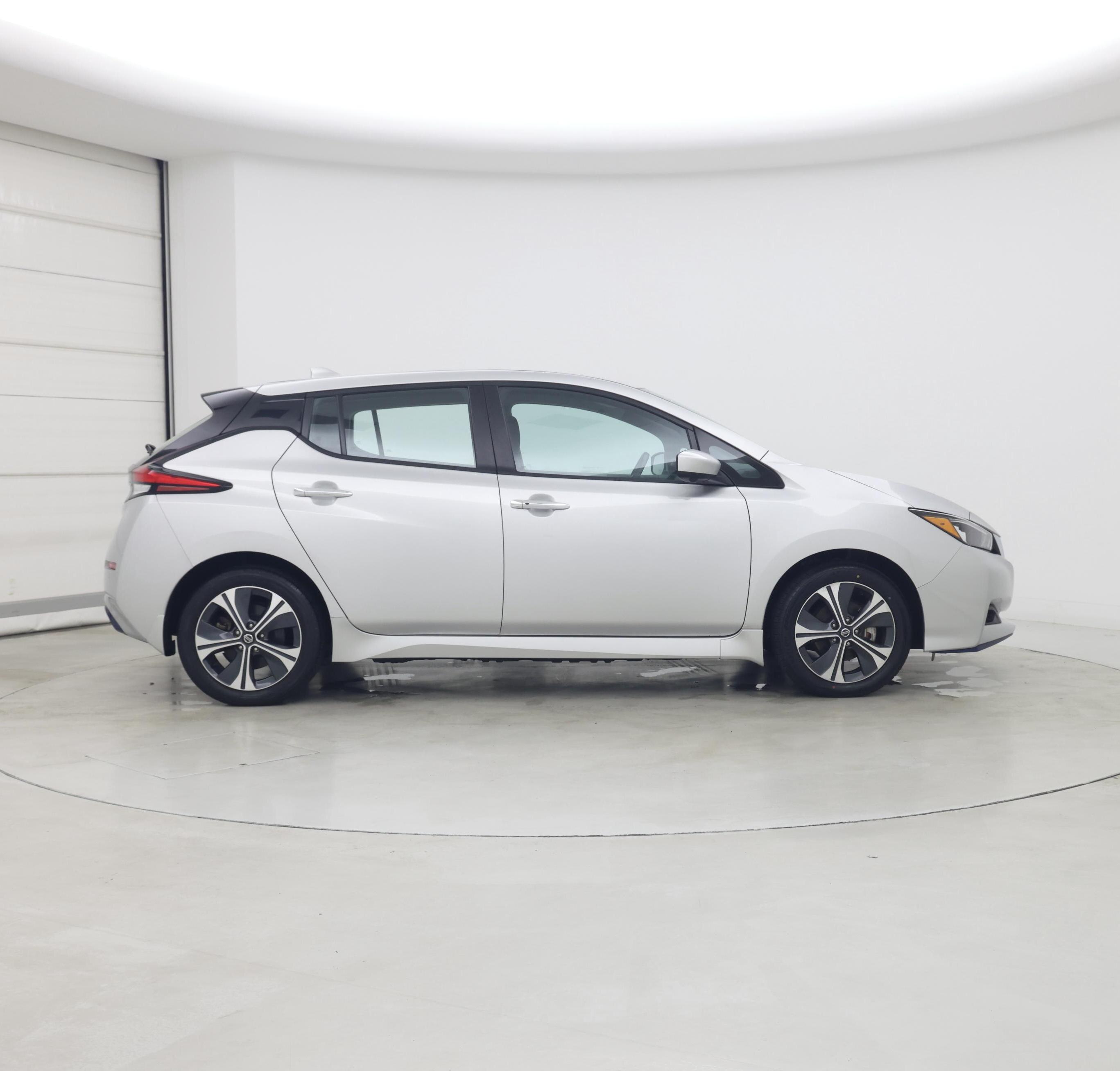 Thumbnail: 2022 Nissan Leaf - 7