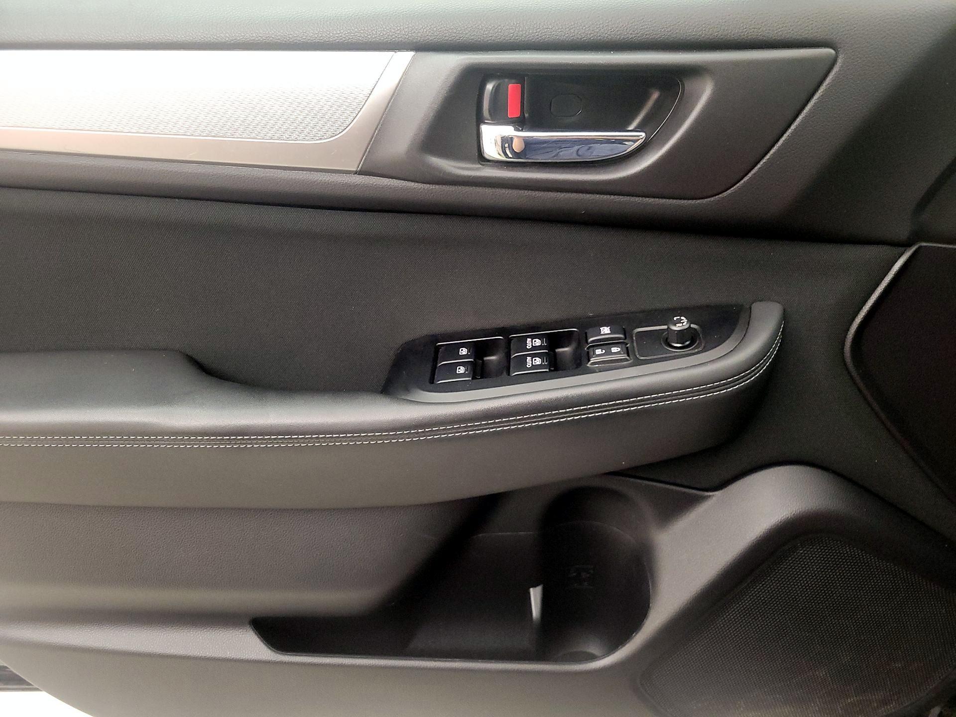 Thumbnail: 2018 Subaru Outback - 12