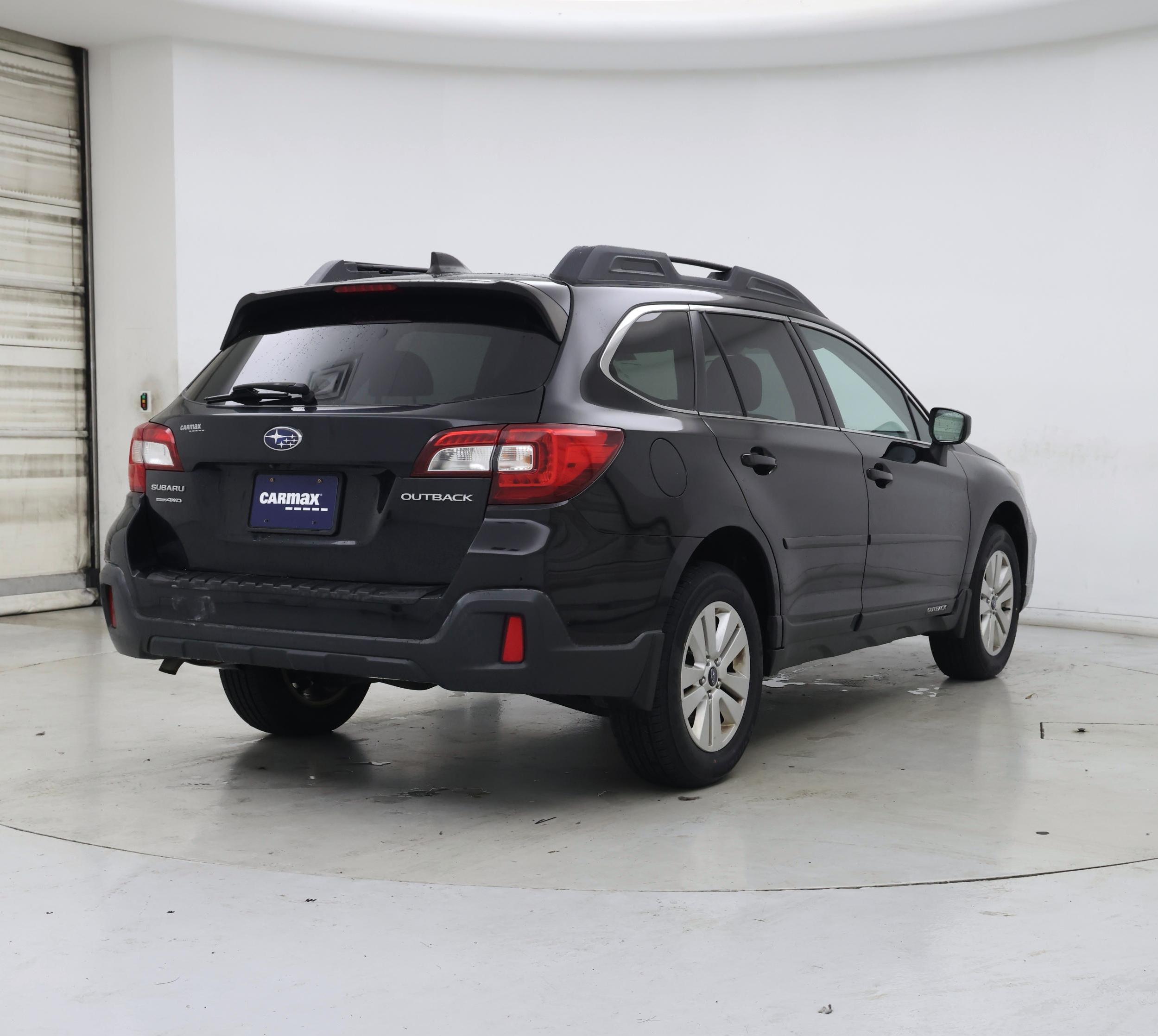 Thumbnail: 2018 Subaru Outback - 8