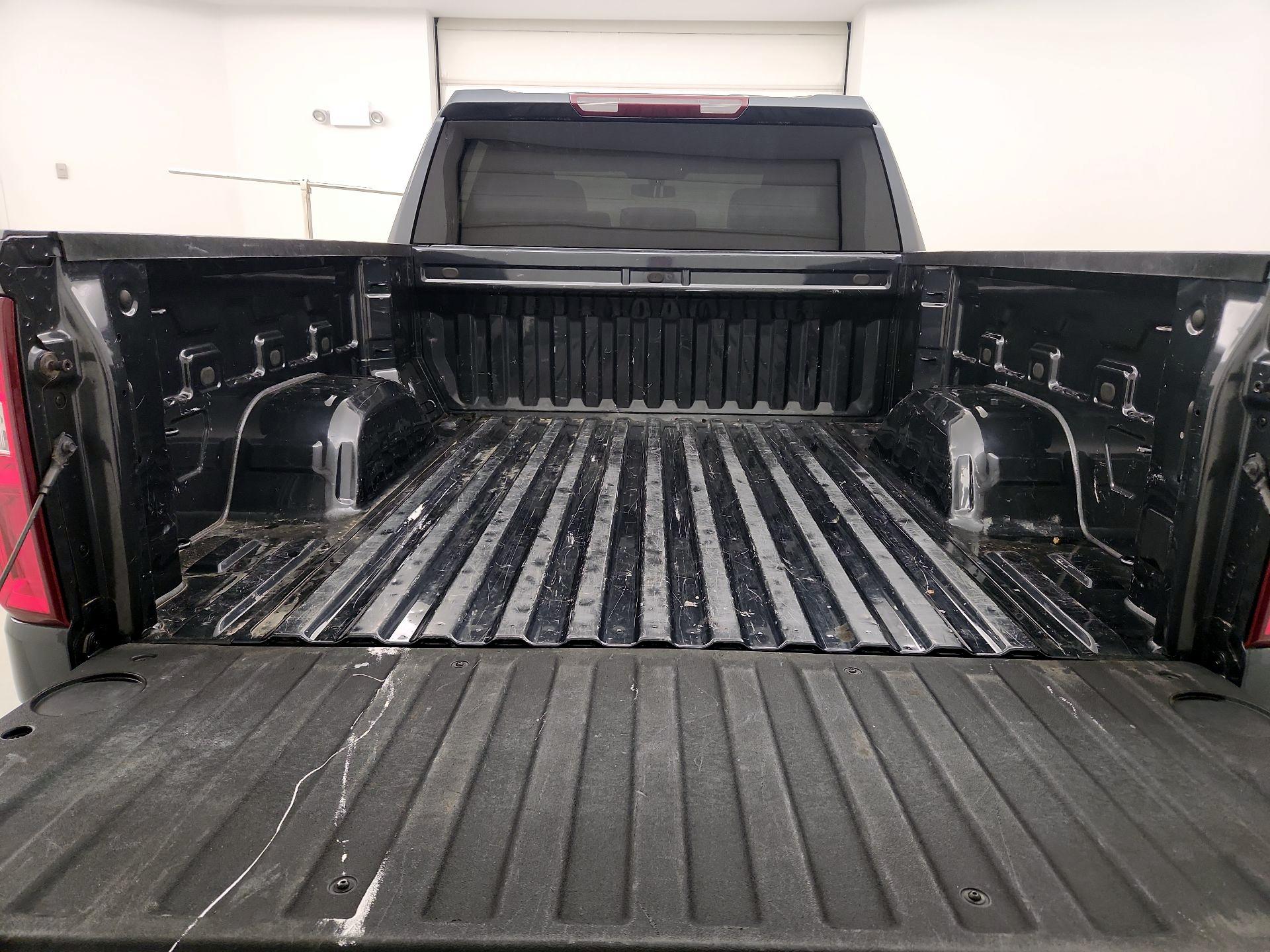 Thumbnail: 2021 Chevrolet Silverado 1500 - 20