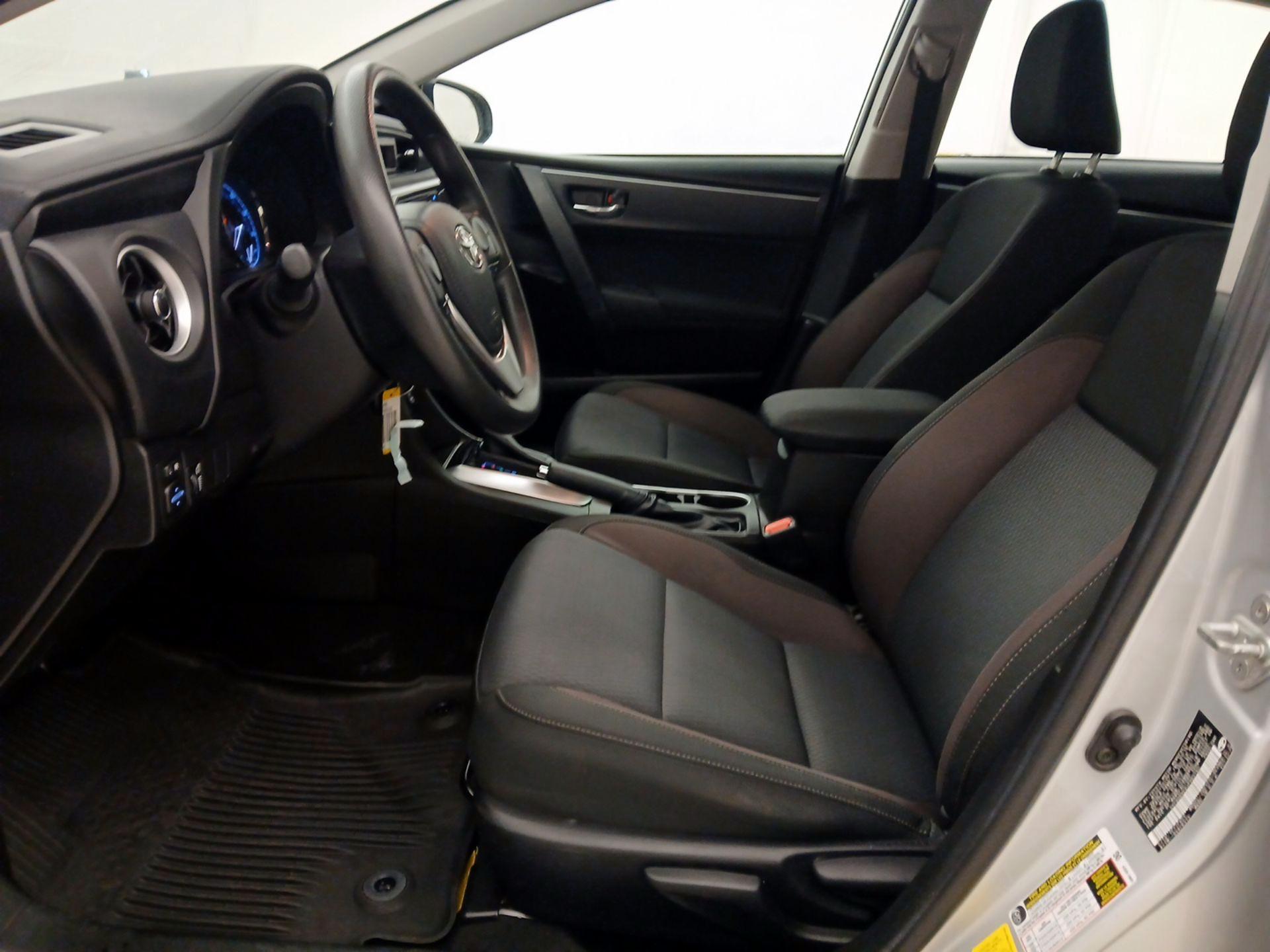 Thumbnail: 2018 Toyota Corolla - 11