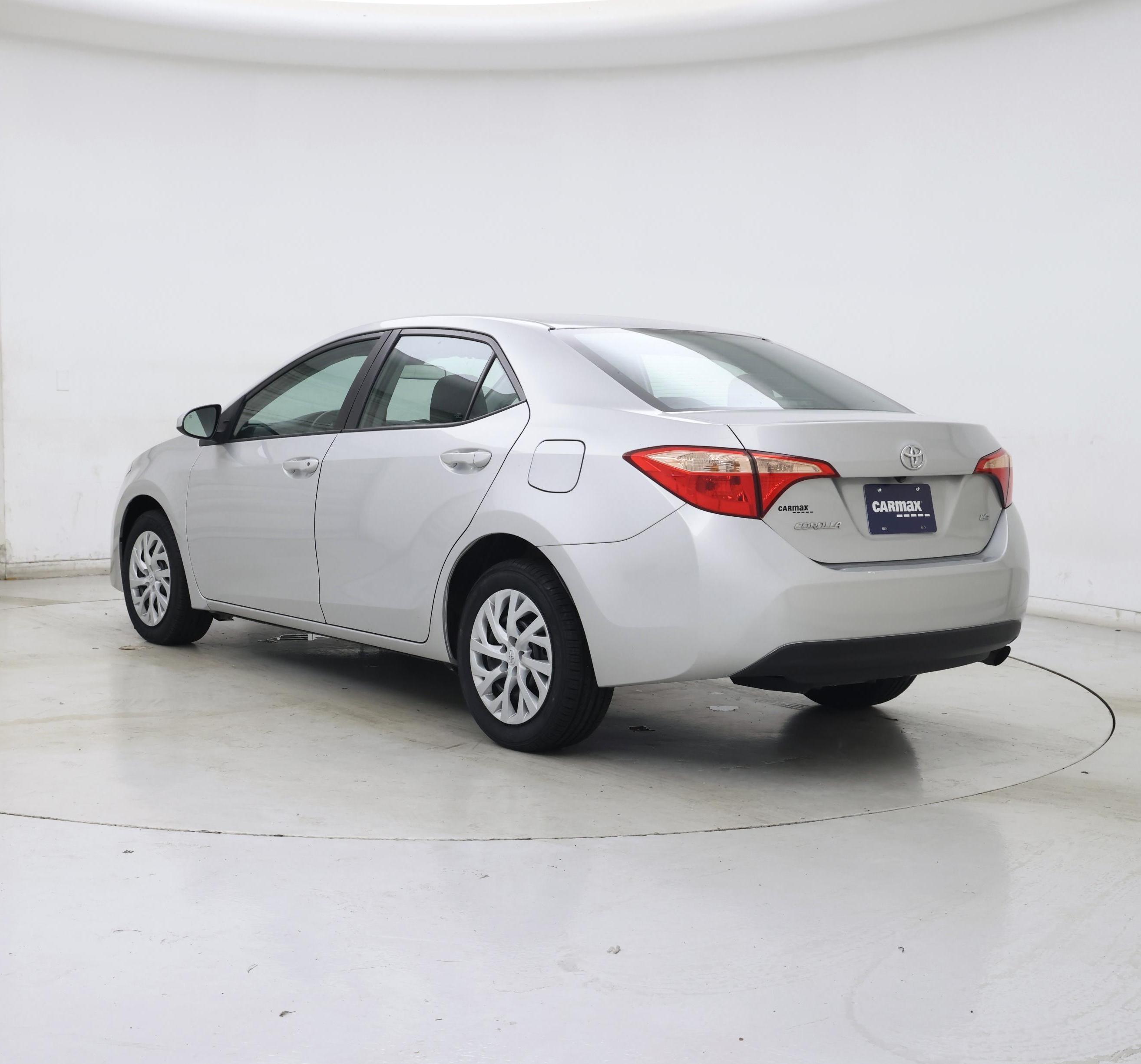 Thumbnail: 2018 Toyota Corolla - 2