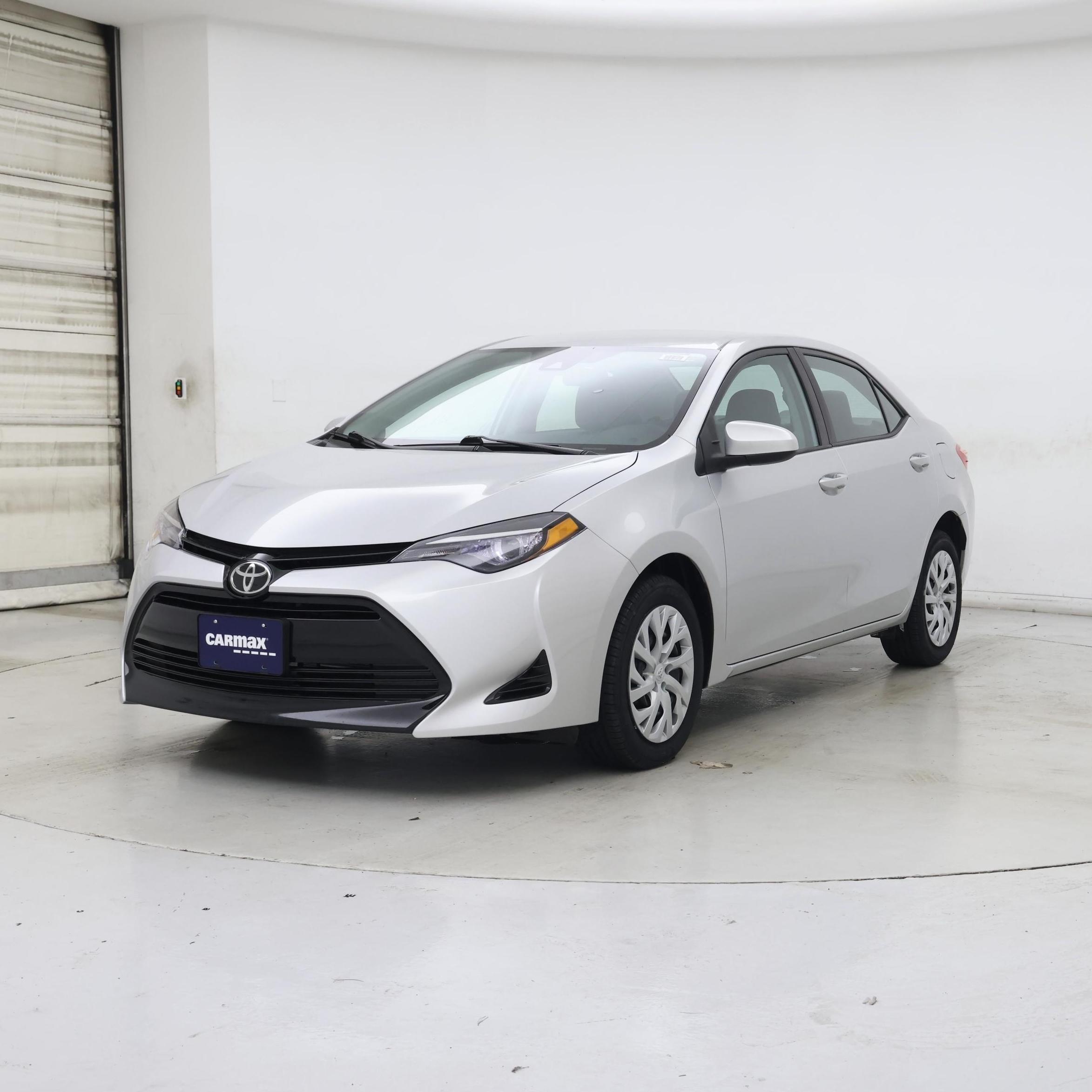 Thumbnail: 2018 Toyota Corolla - 4