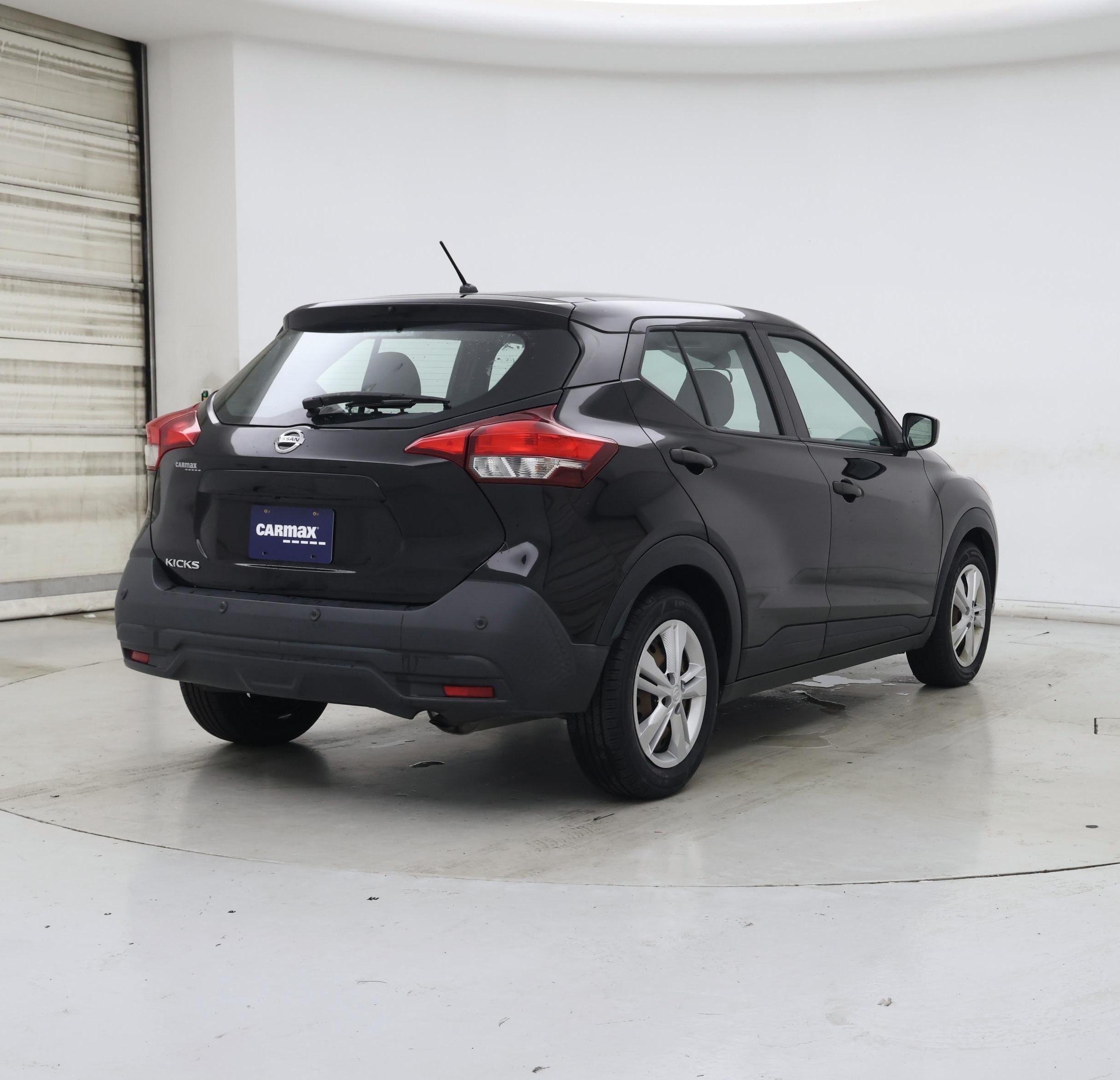 Thumbnail: 2020 Nissan Kicks - 8