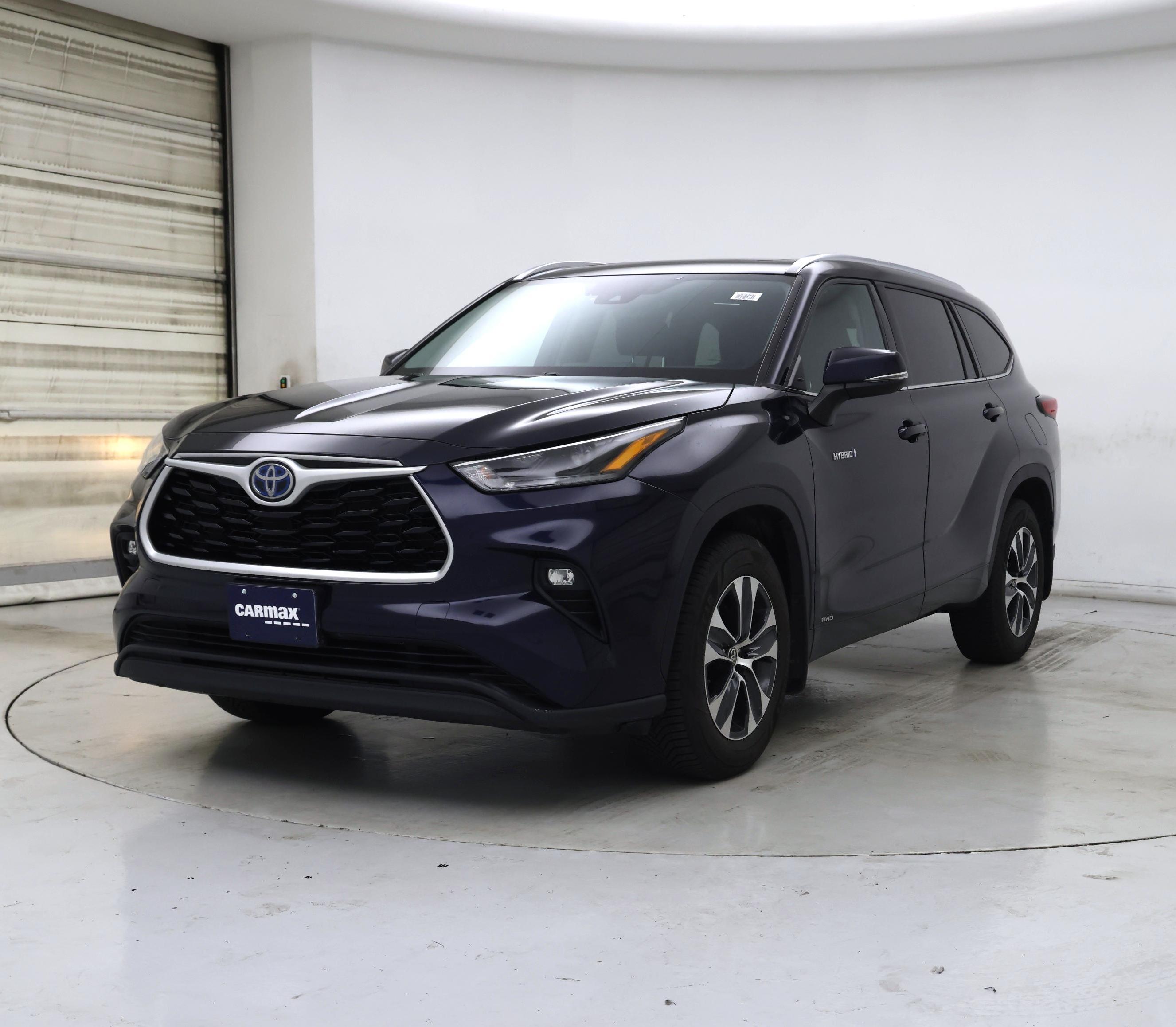 Thumbnail: 2021 Toyota Highlander - 4