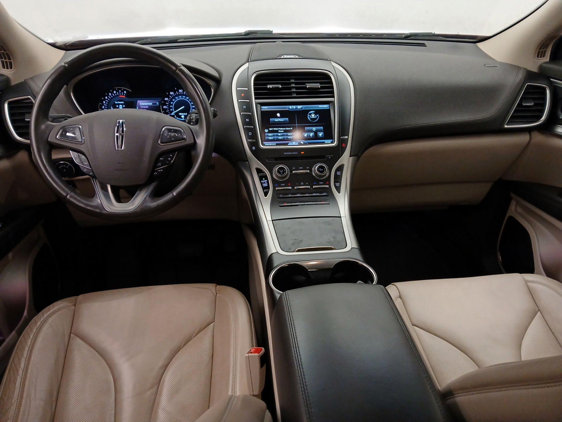 Thumbnail: 2016 Lincoln MKX - 9