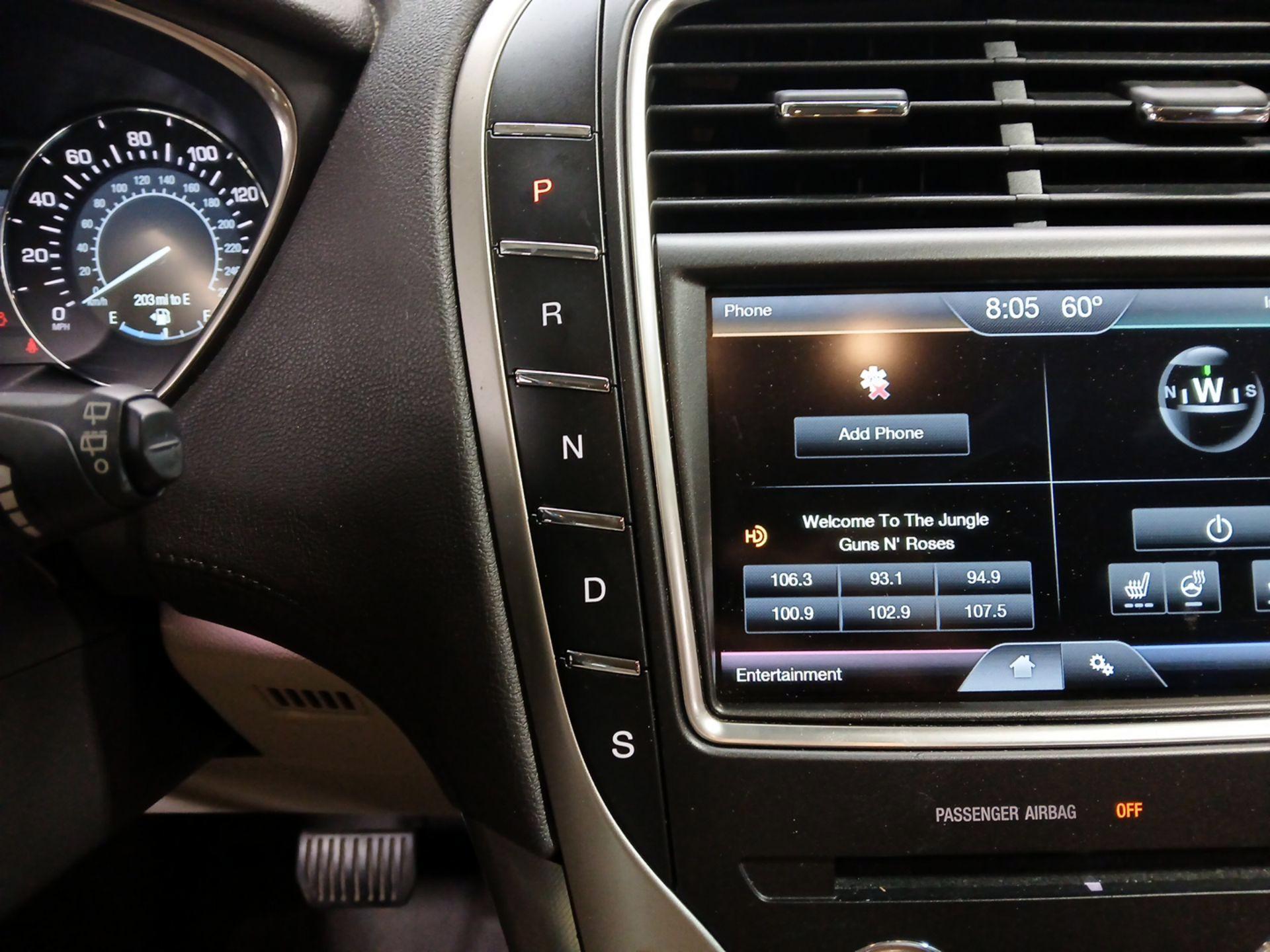 Thumbnail: 2016 Lincoln MKX - 17