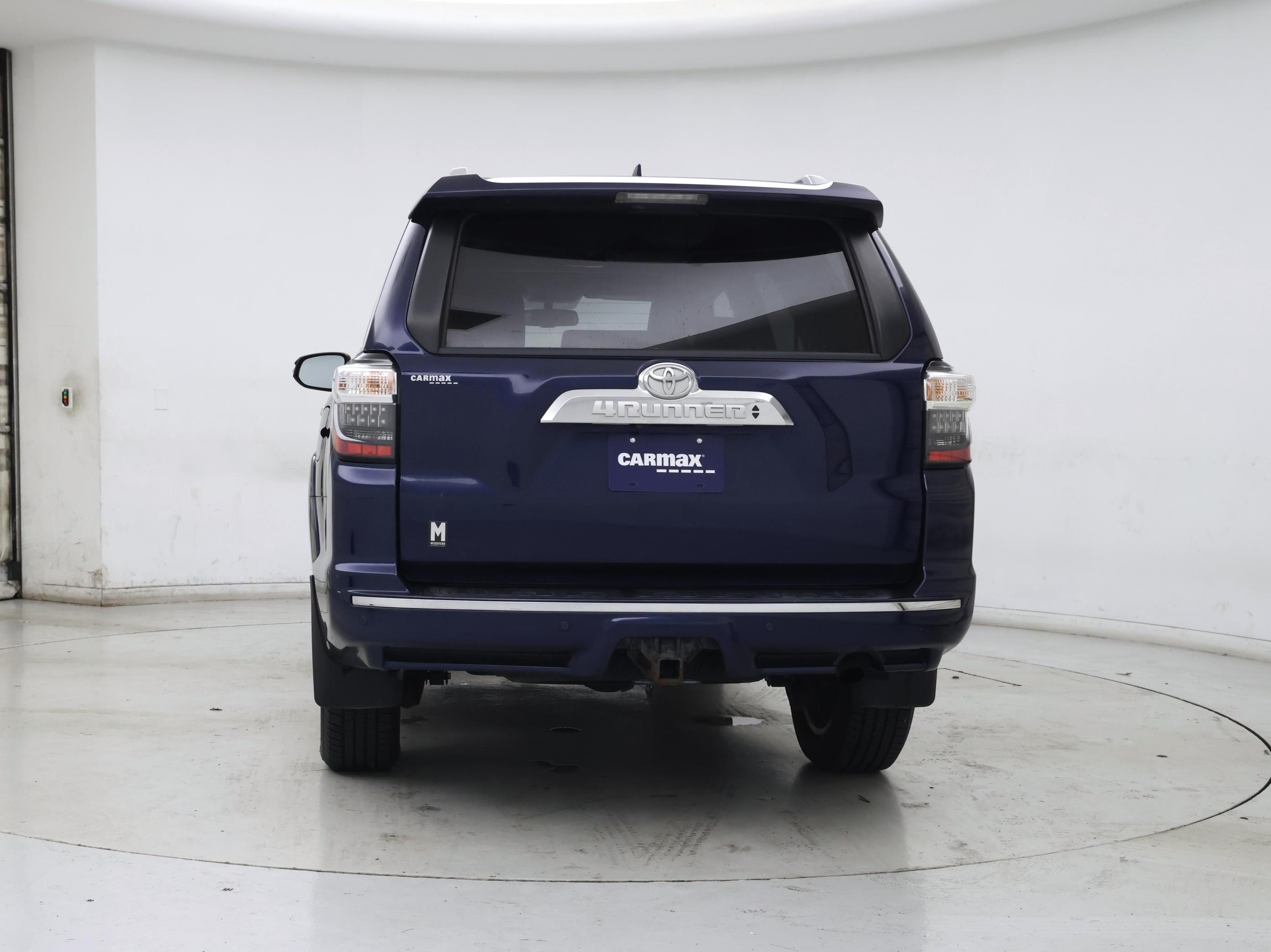 Thumbnail: 2017 Toyota 4Runner - 6