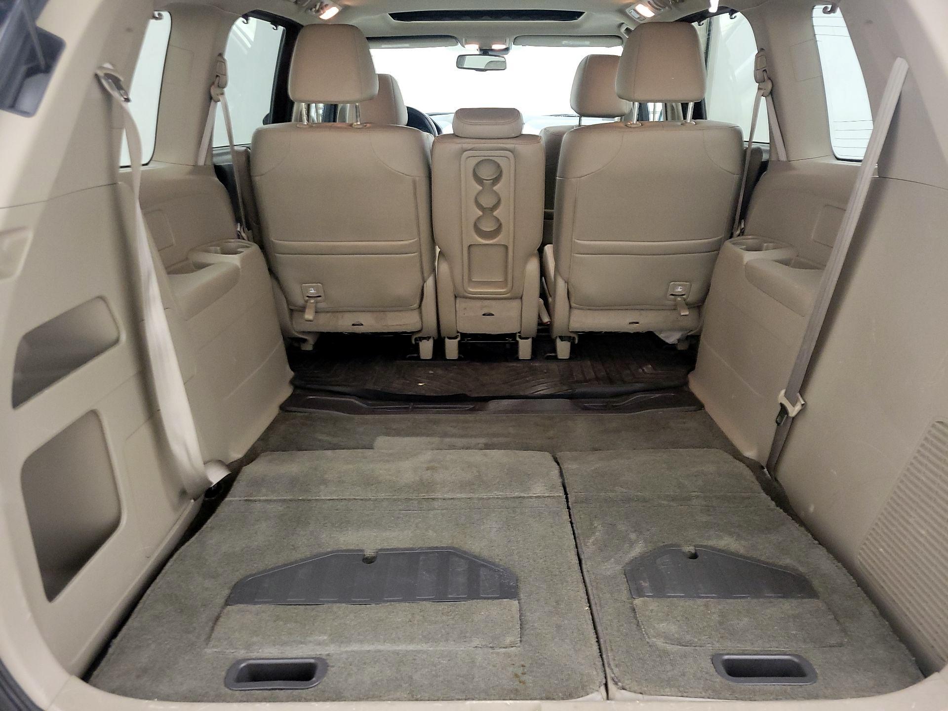Thumbnail: 2015 Honda Odyssey - 20