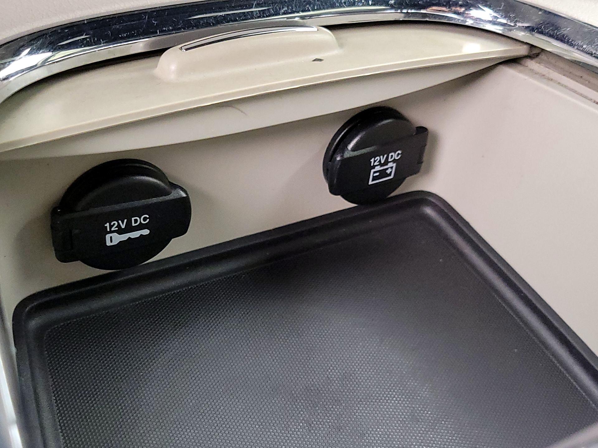 Thumbnail: 2018 Dodge Grand Caravan - 18