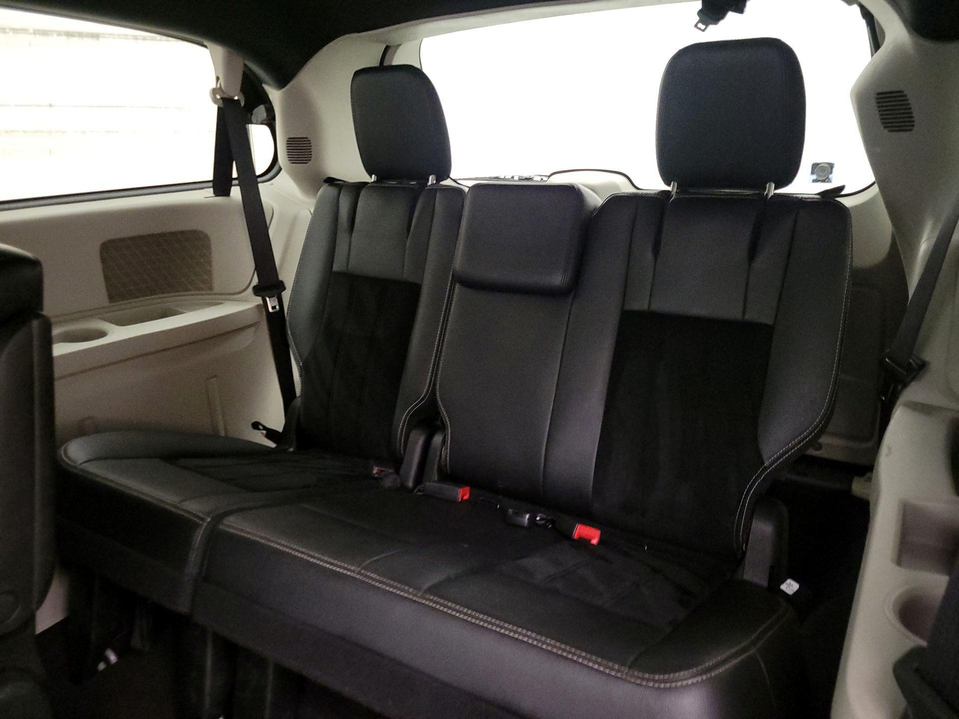 Thumbnail: 2018 Dodge Grand Caravan - 20