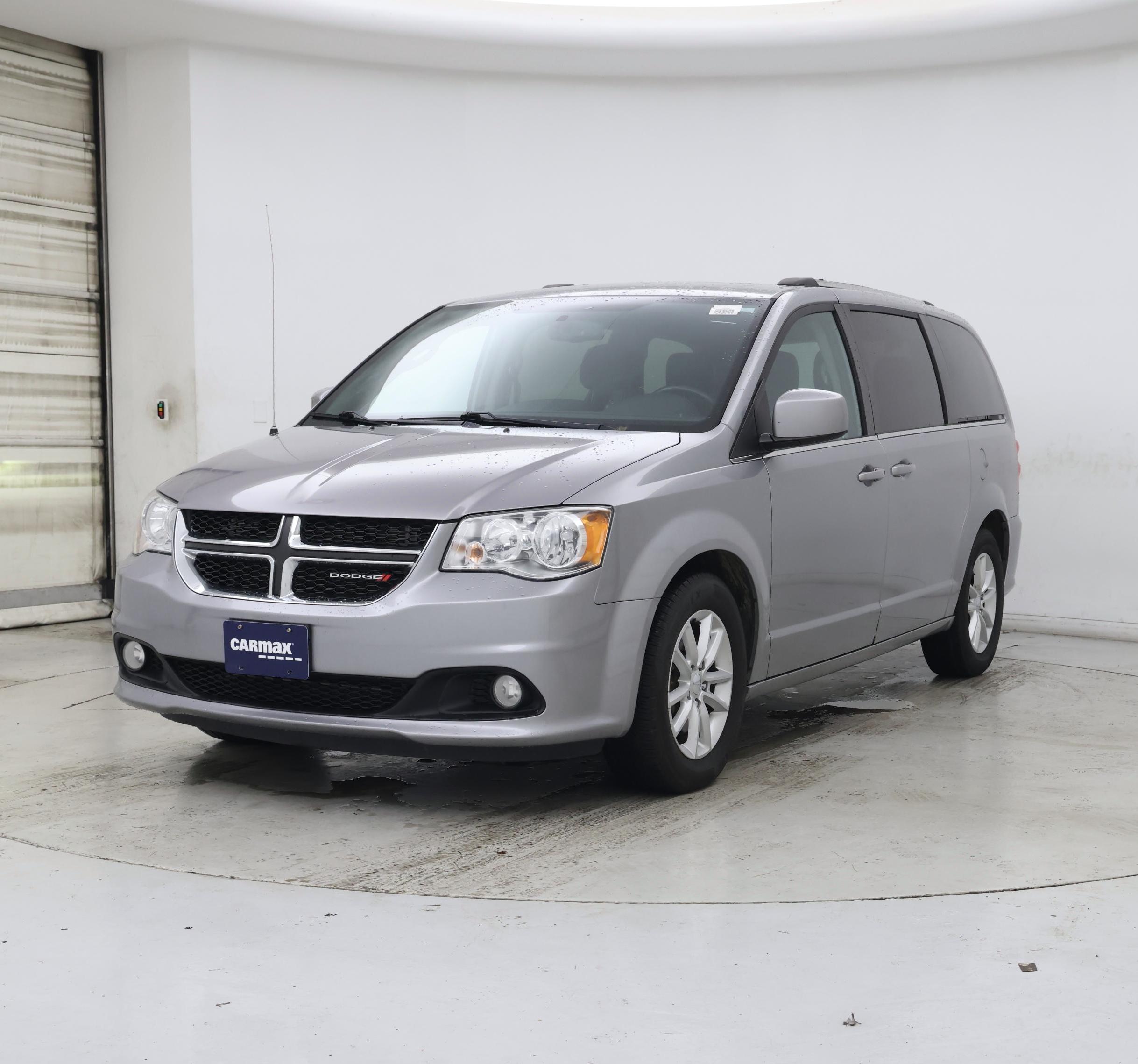 Thumbnail: 2018 Dodge Grand Caravan - 4