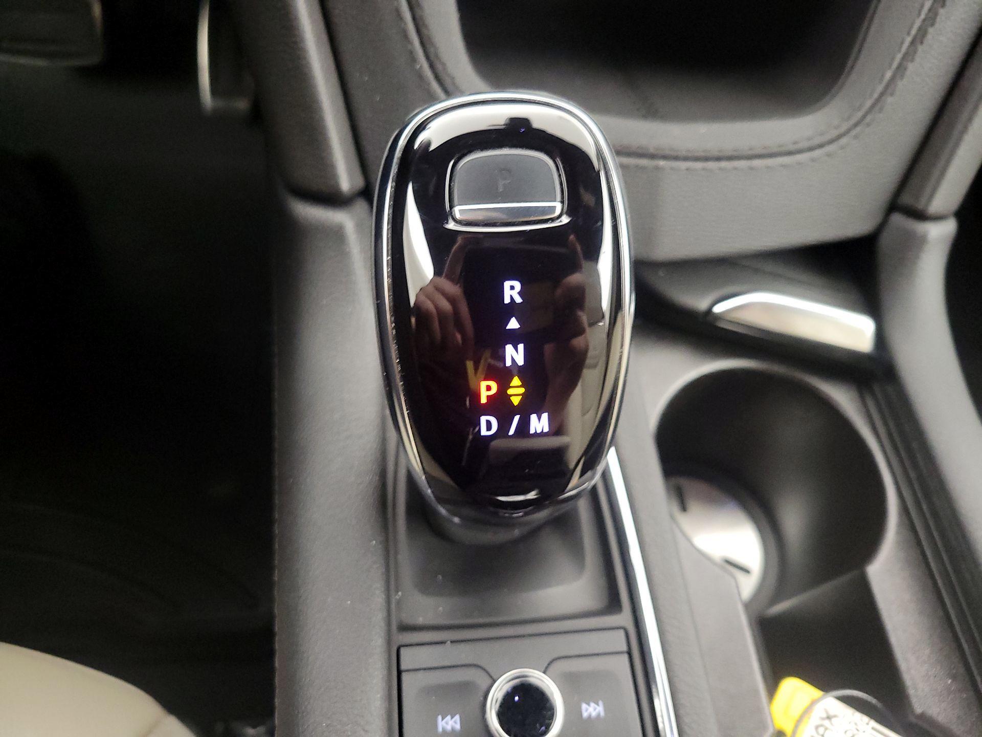 Thumbnail: 2023 Cadillac XT5 - 18