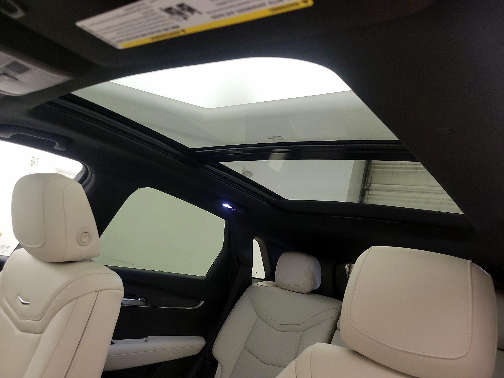 Thumbnail: 2023 Cadillac XT5 - 20