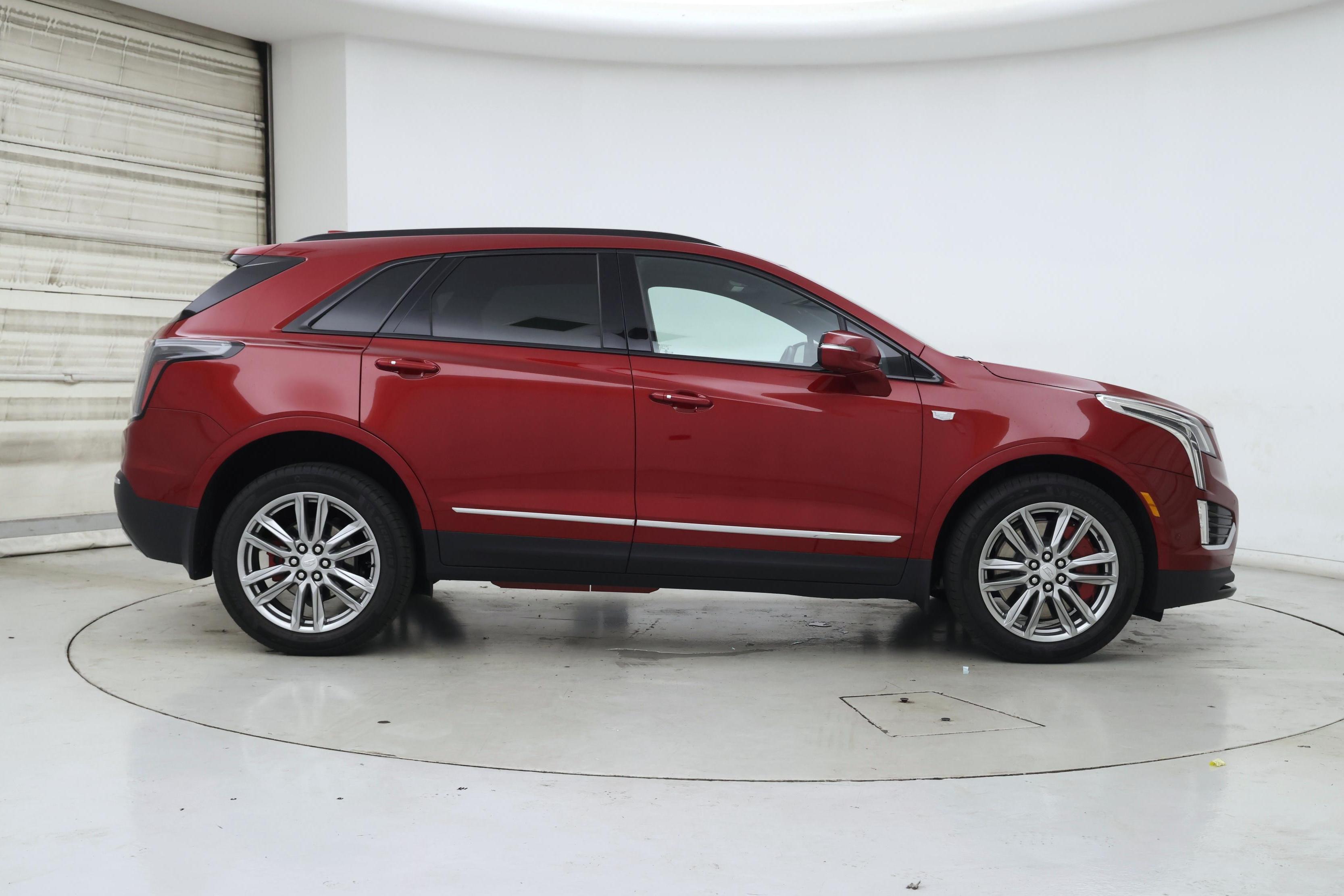 Thumbnail: 2023 Cadillac XT5 - 7