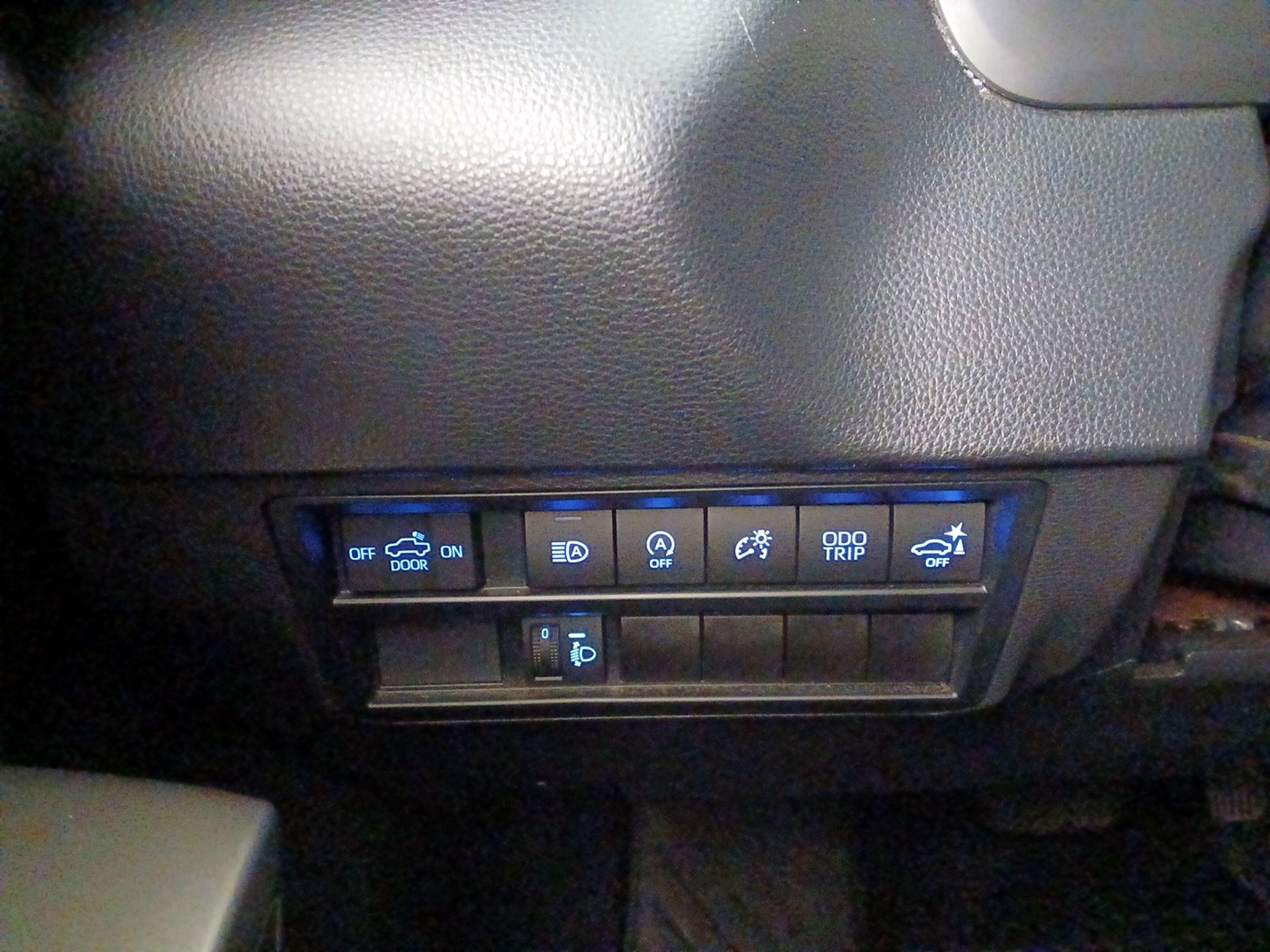 Thumbnail: 2024 Toyota Tundra - 13