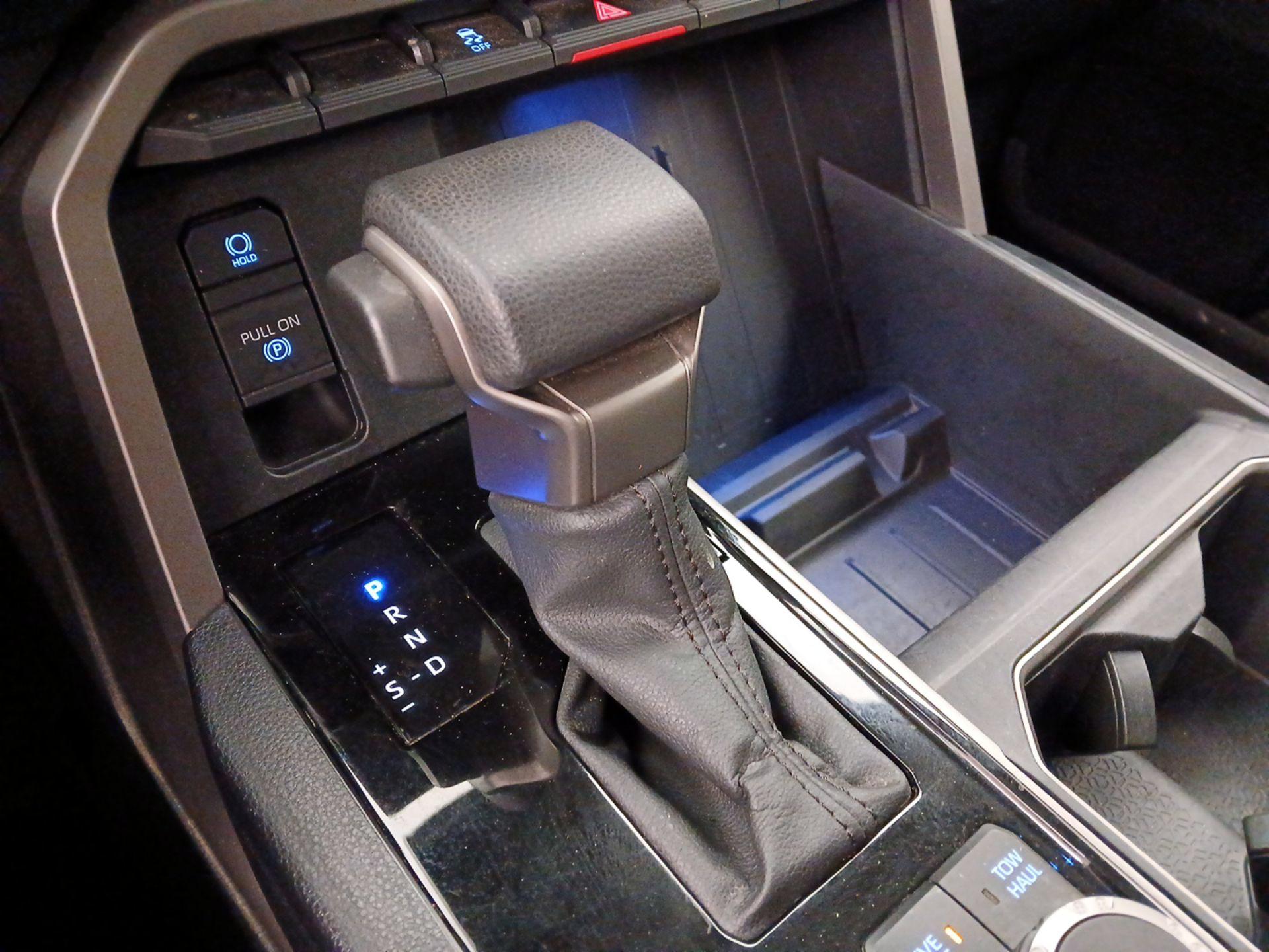 Thumbnail: 2024 Toyota Tundra - 17