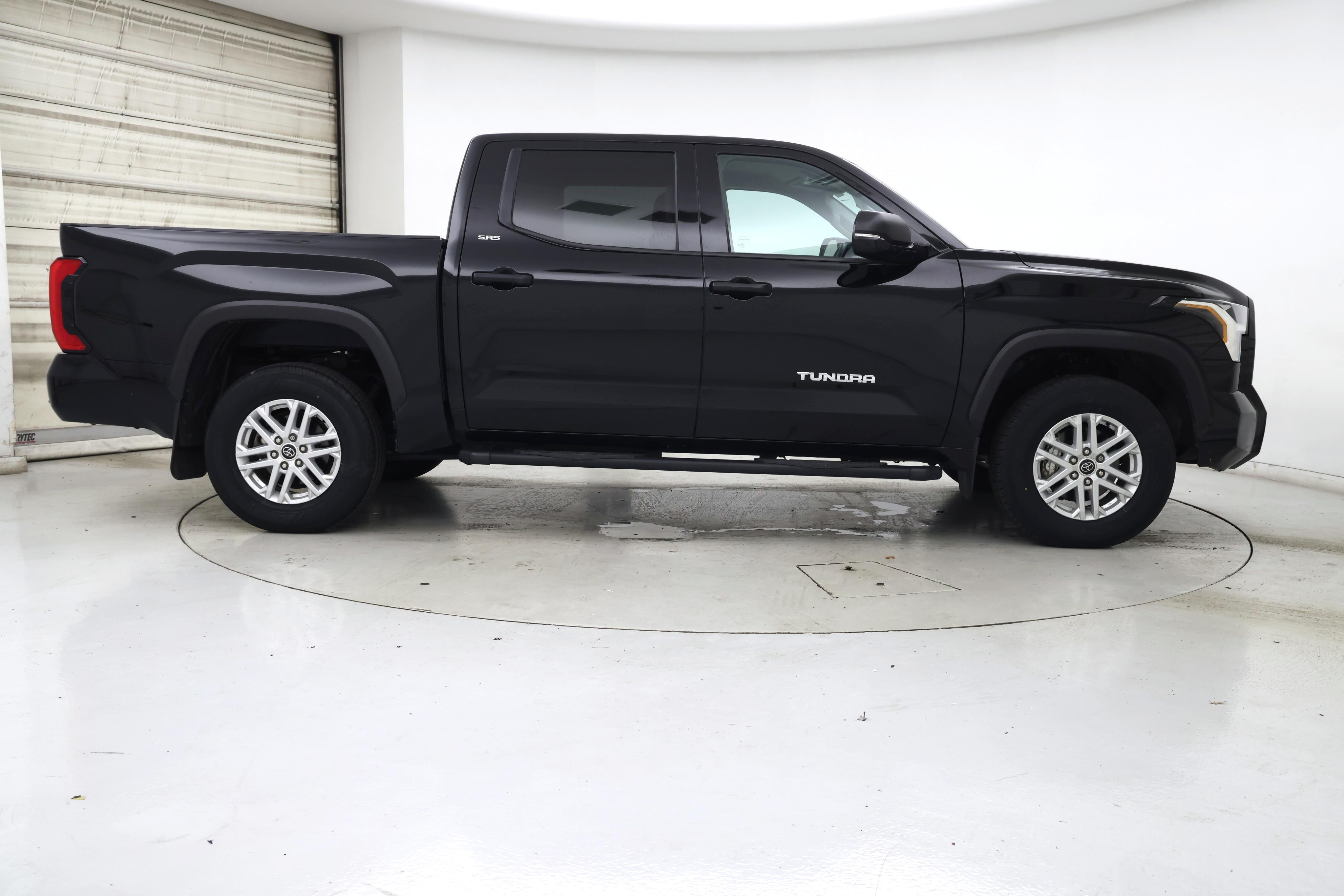 Thumbnail: 2024 Toyota Tundra - 7