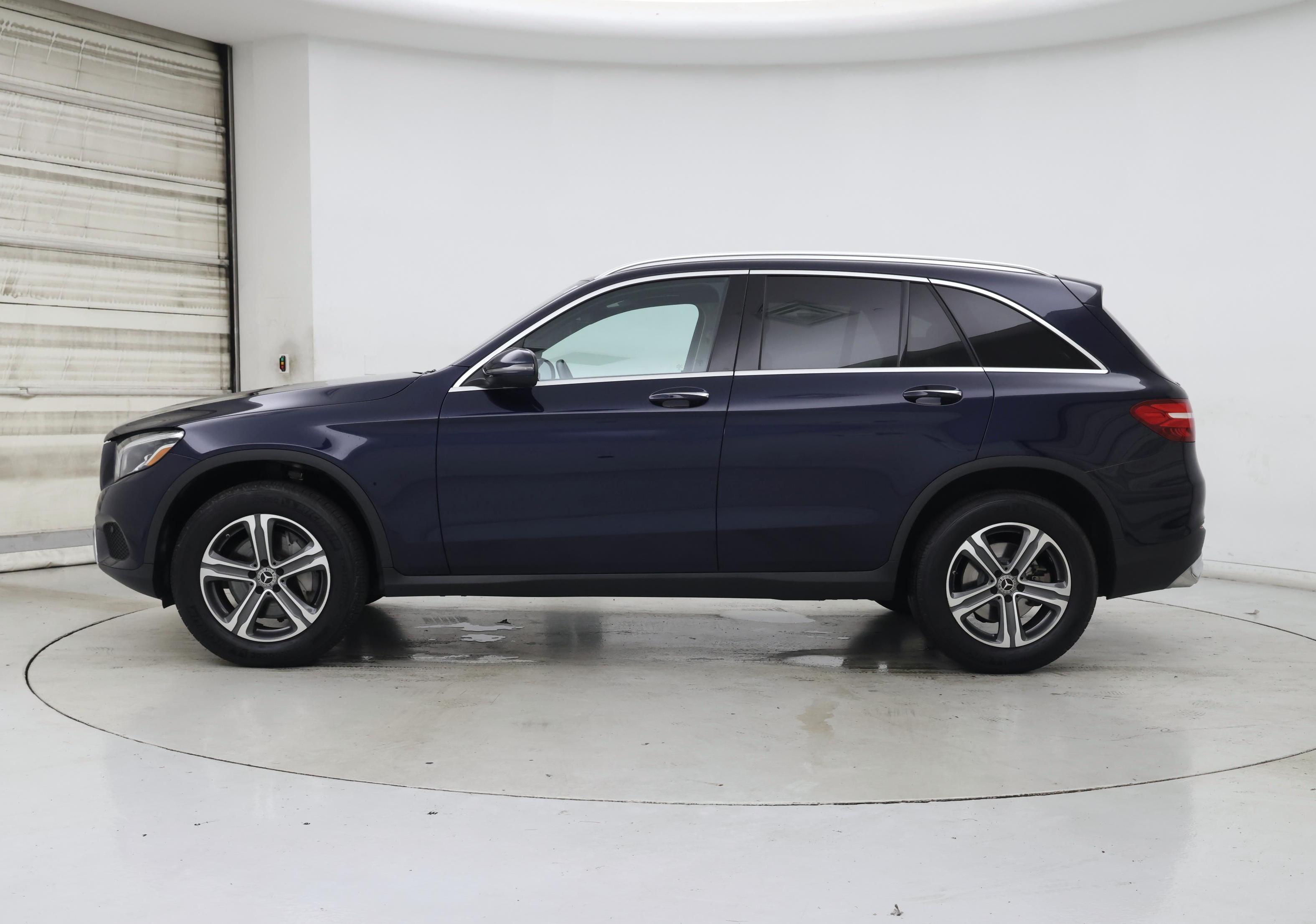Thumbnail: 2018 Mercedes-Benz GLC - 3