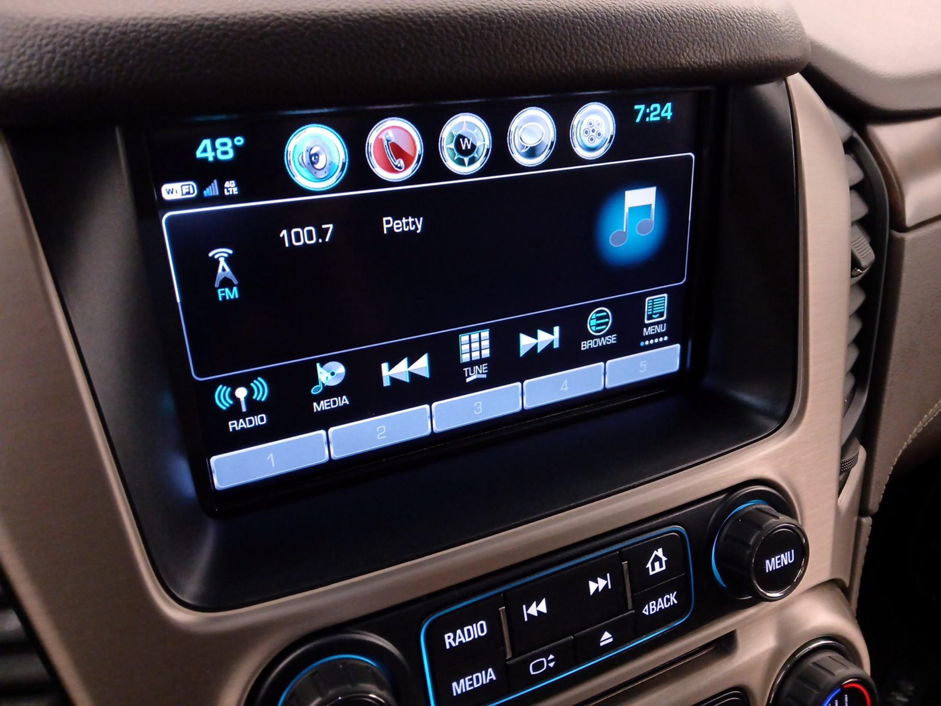 Thumbnail: 2018 GMC Yukon - 16