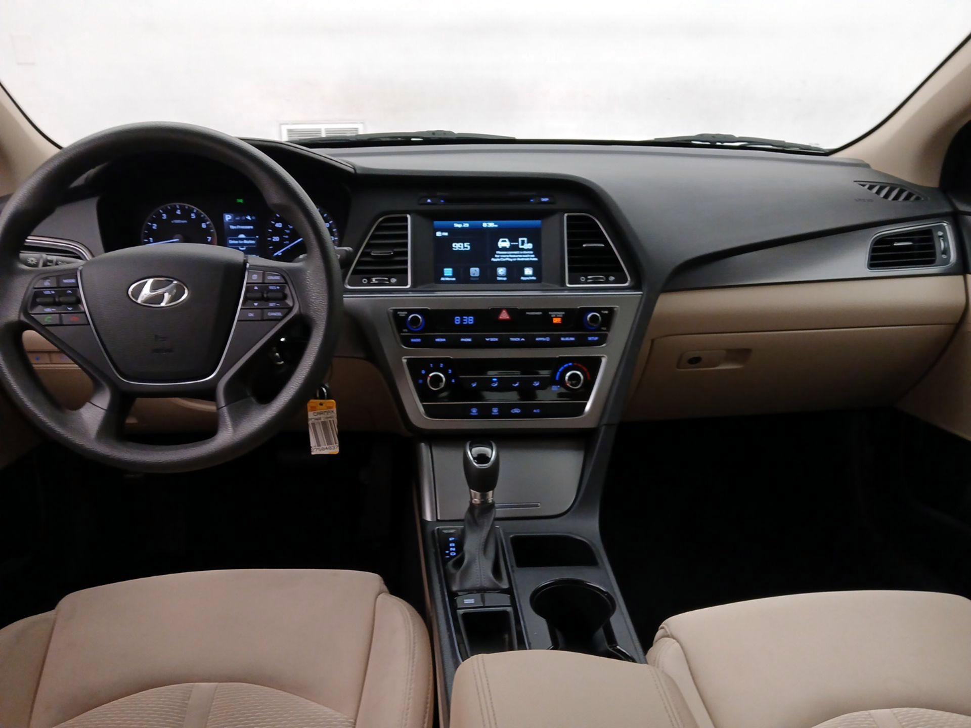 Thumbnail: 2017 Hyundai Sonata - 9