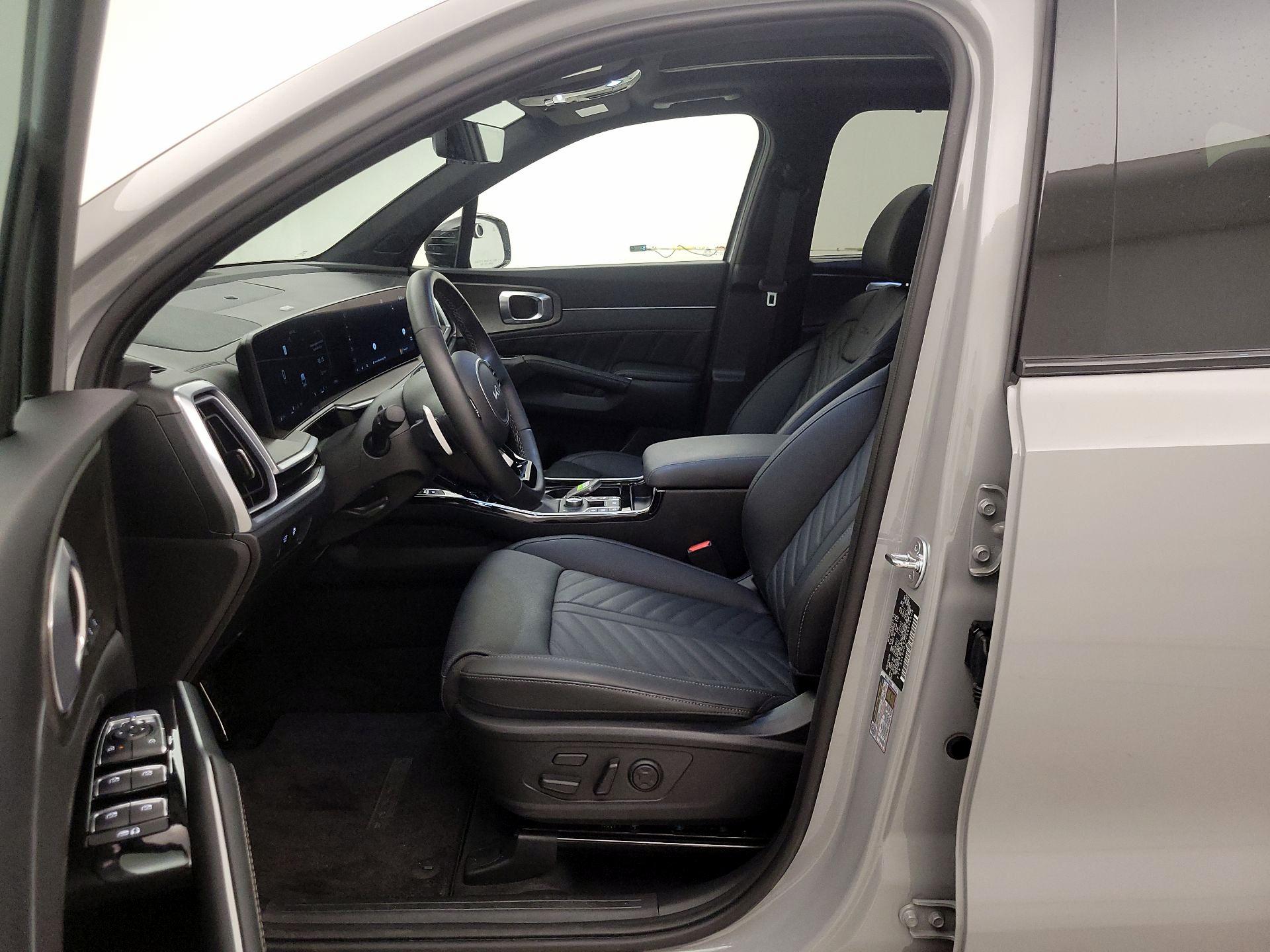 Thumbnail: 2025 Kia Sorento - 11