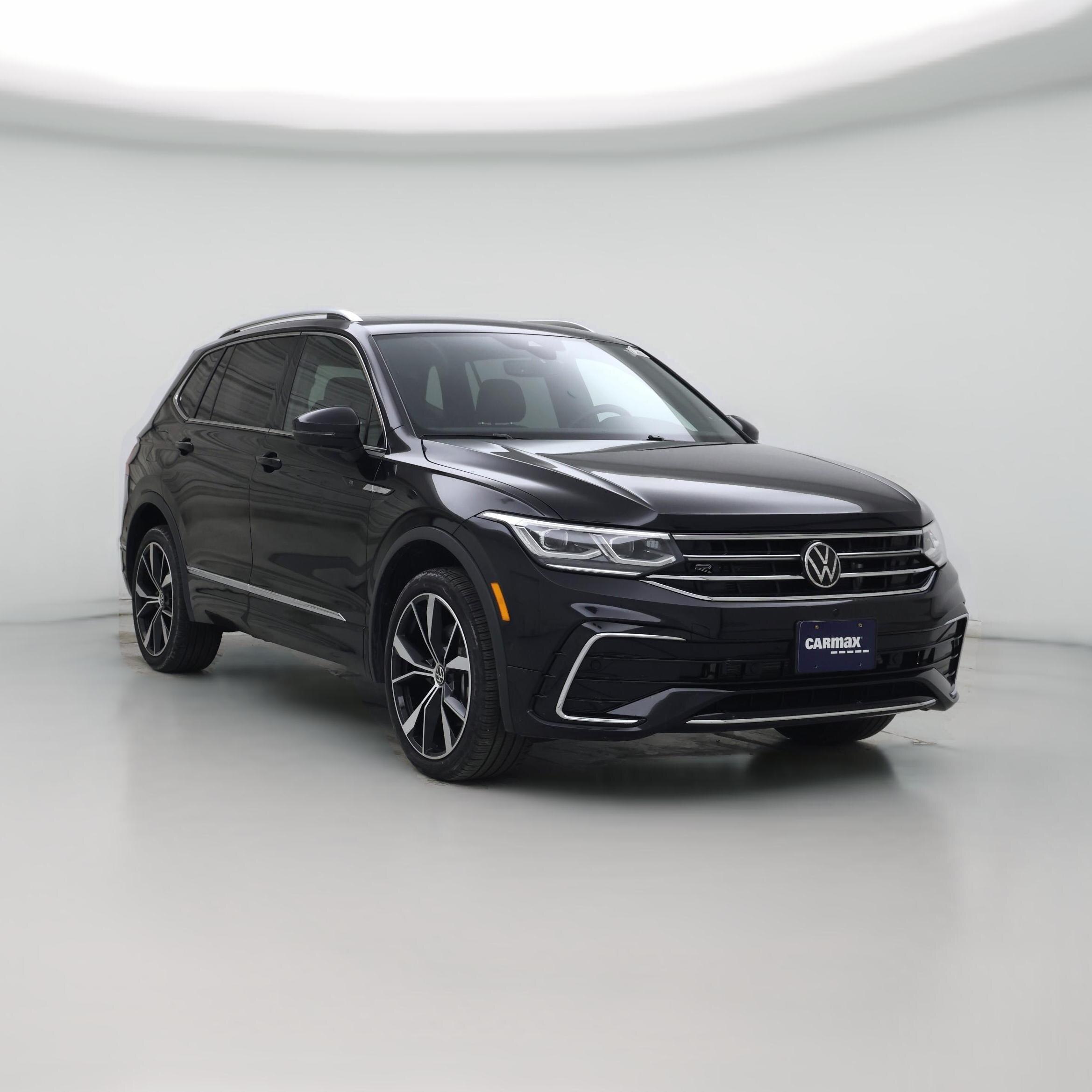 Thumbnail: 2022 Volkswagen Tiguan - 1