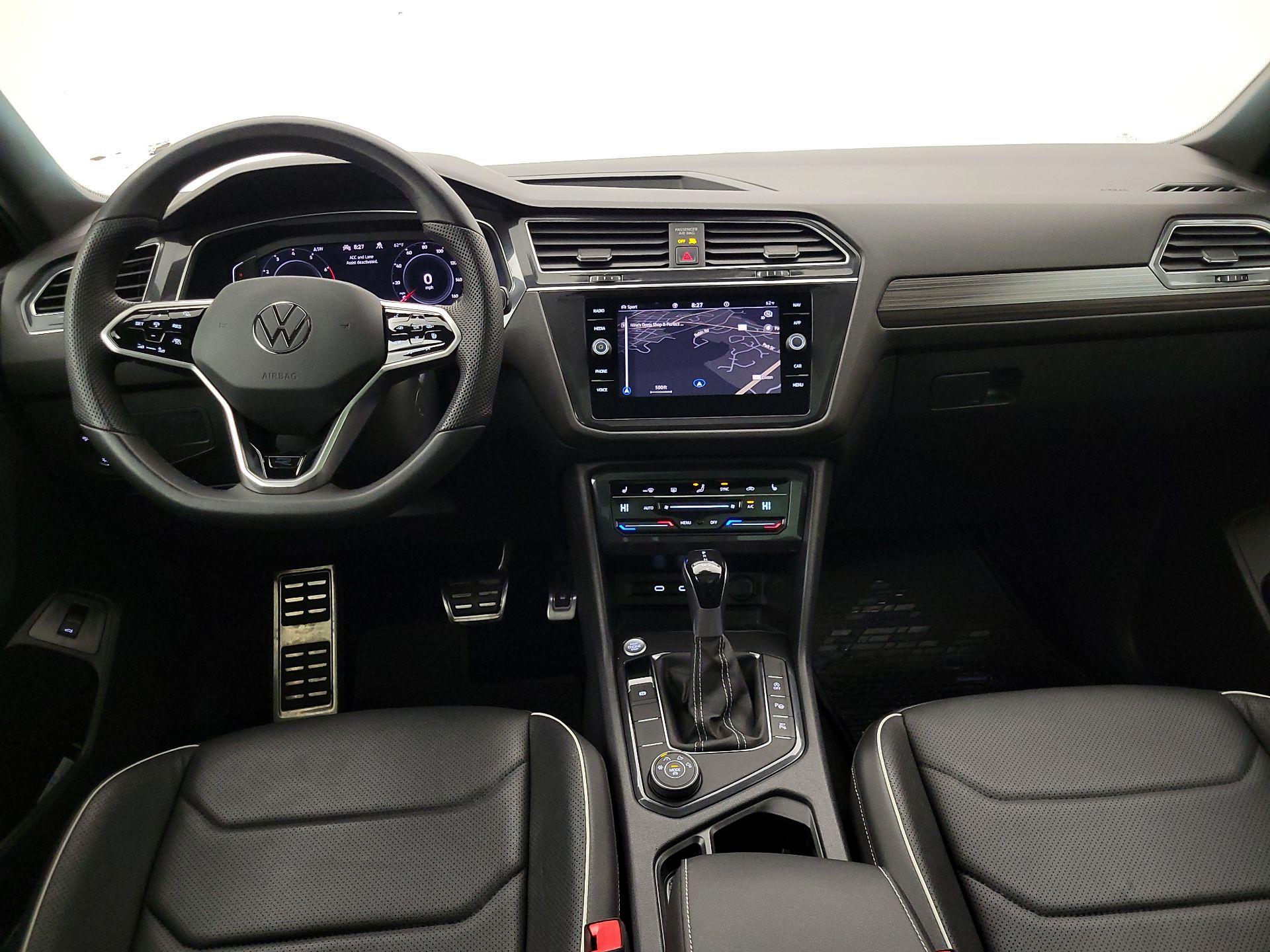 Thumbnail: 2022 Volkswagen Tiguan - 9