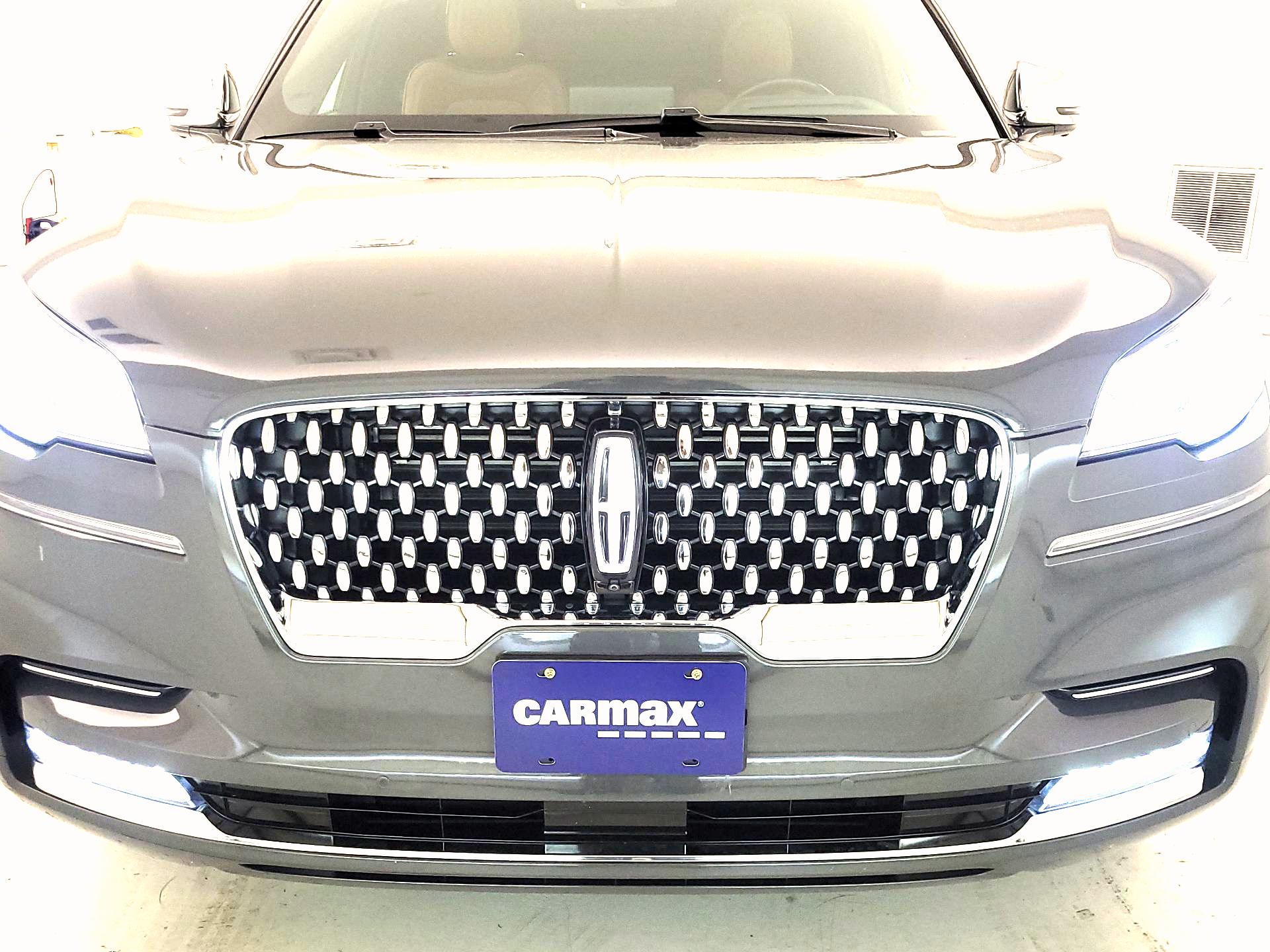 Thumbnail: 2022 Lincoln Aviator - 2