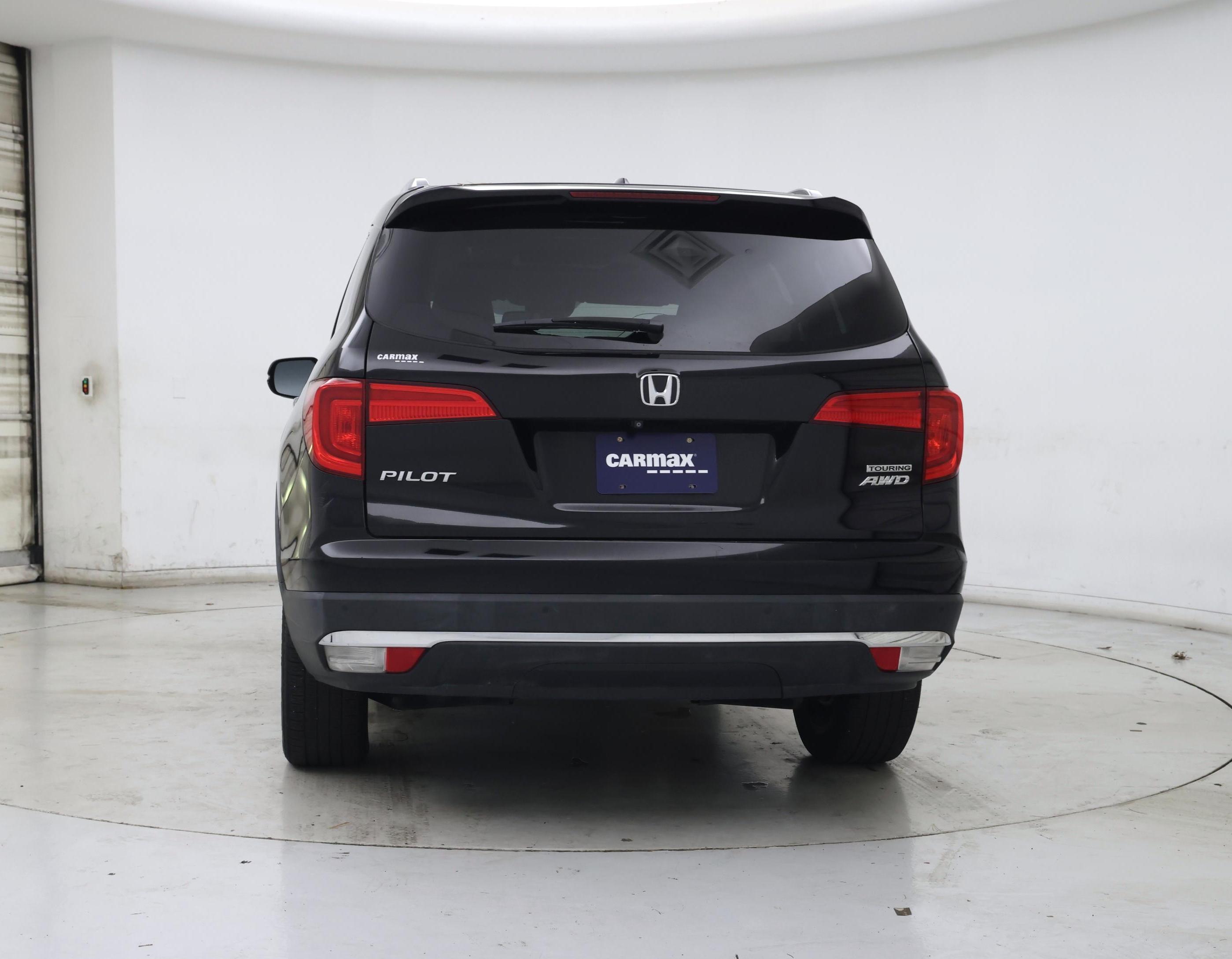 Thumbnail: 2018 Honda Pilot - 6