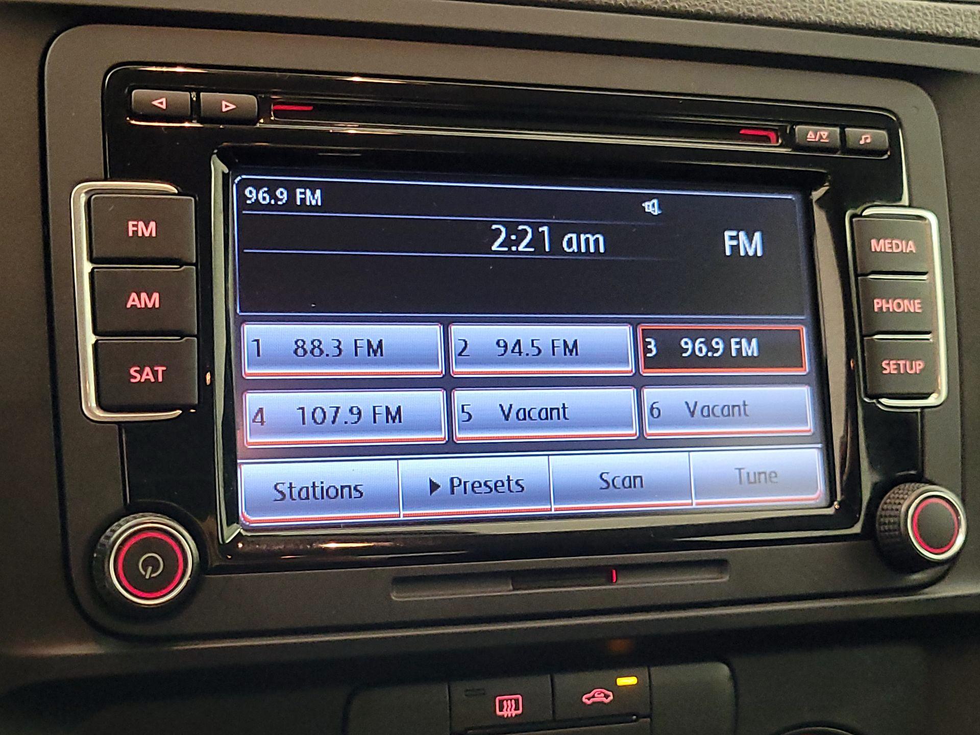 Thumbnail: 2015 Volkswagen Jetta - 15