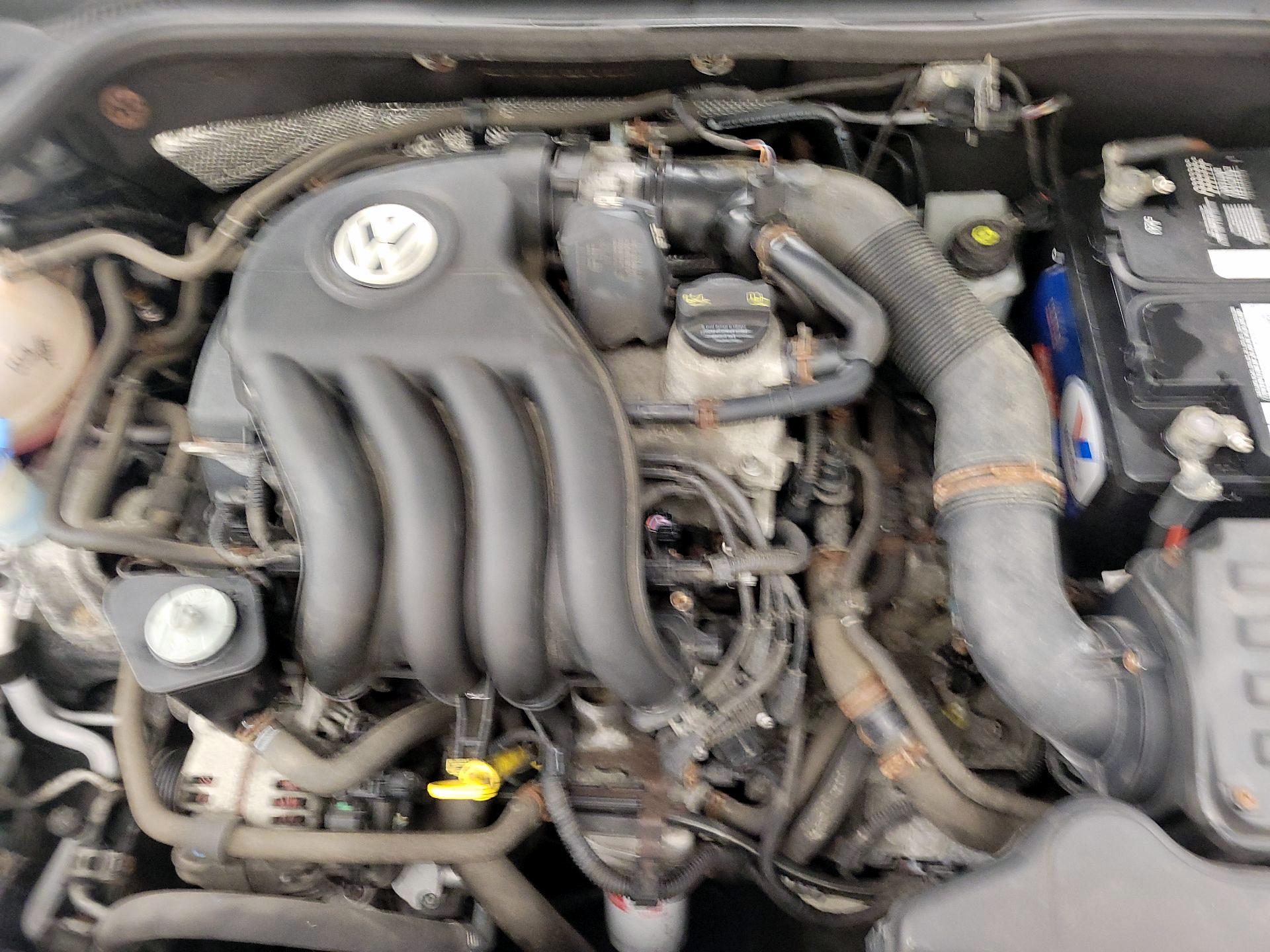 Thumbnail: 2015 Volkswagen Jetta - 20