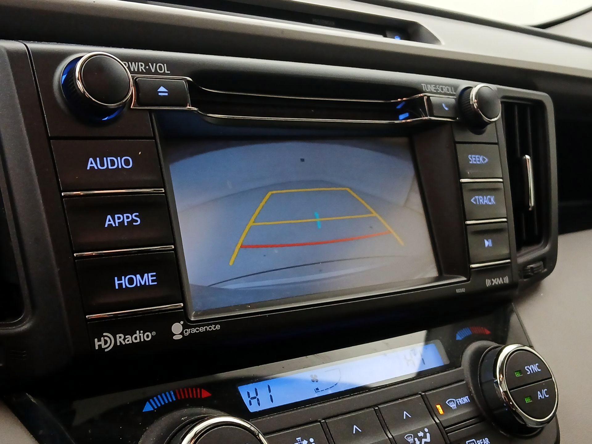 Thumbnail: 2016 Toyota RAV4 - 14