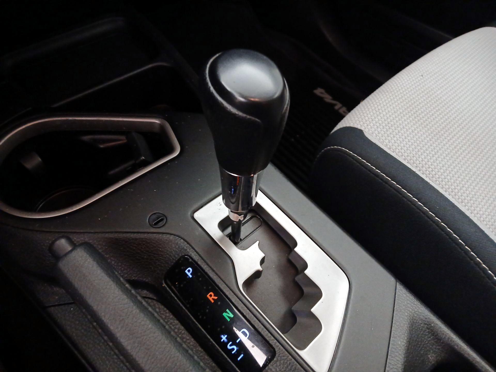 Thumbnail: 2016 Toyota RAV4 - 17