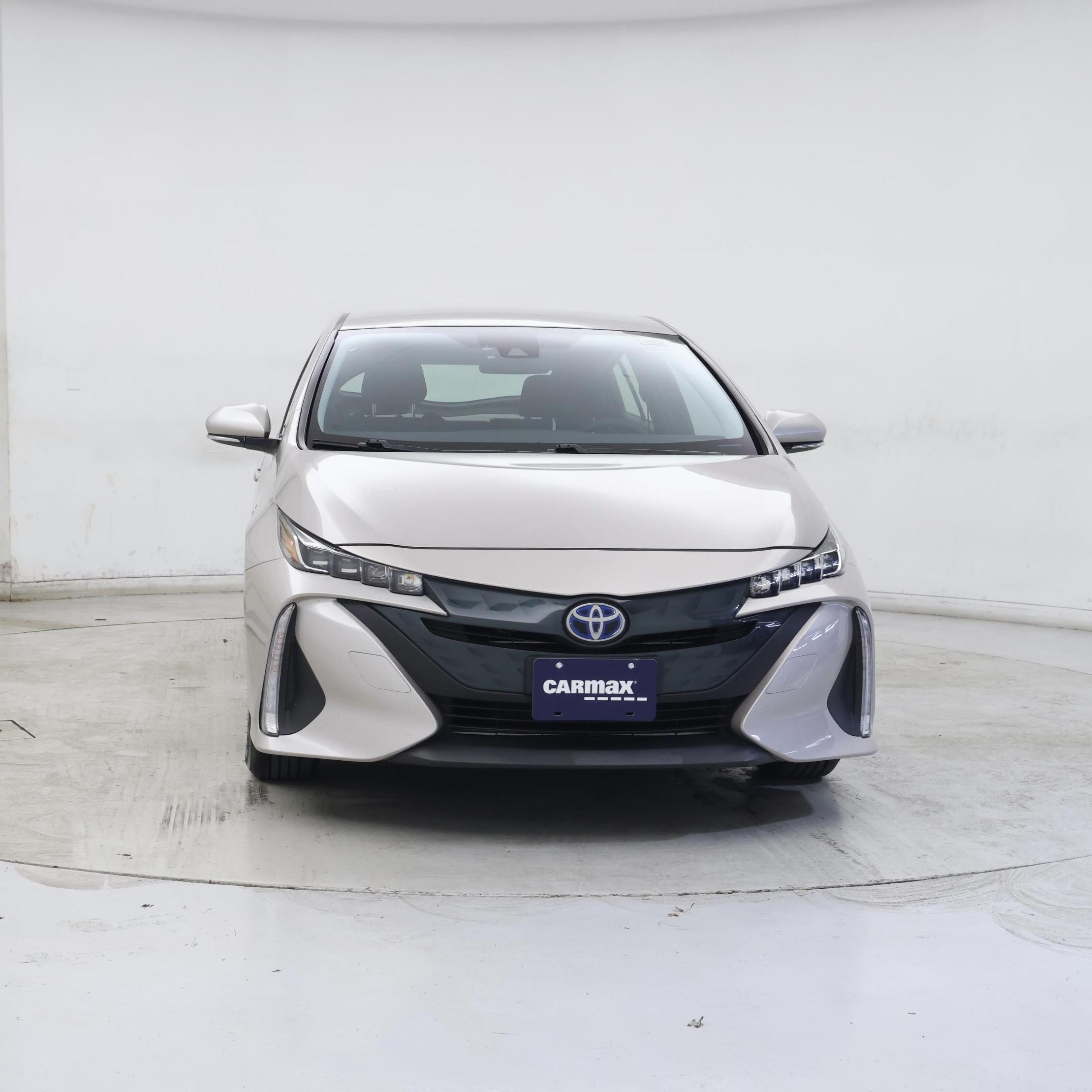 Thumbnail: 2017 Toyota Prius Prime - 5