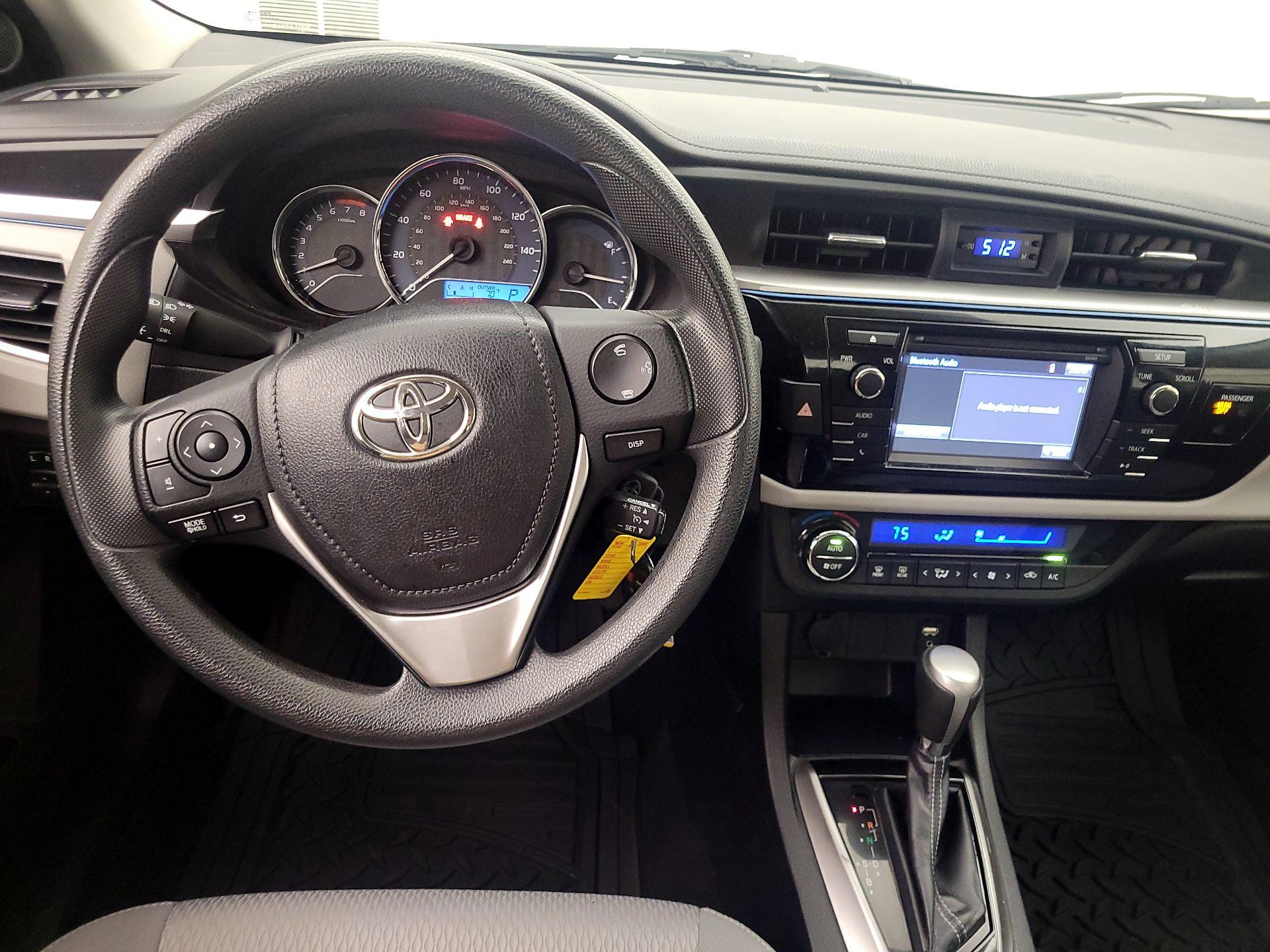Thumbnail: 2014 Toyota Corolla - 10