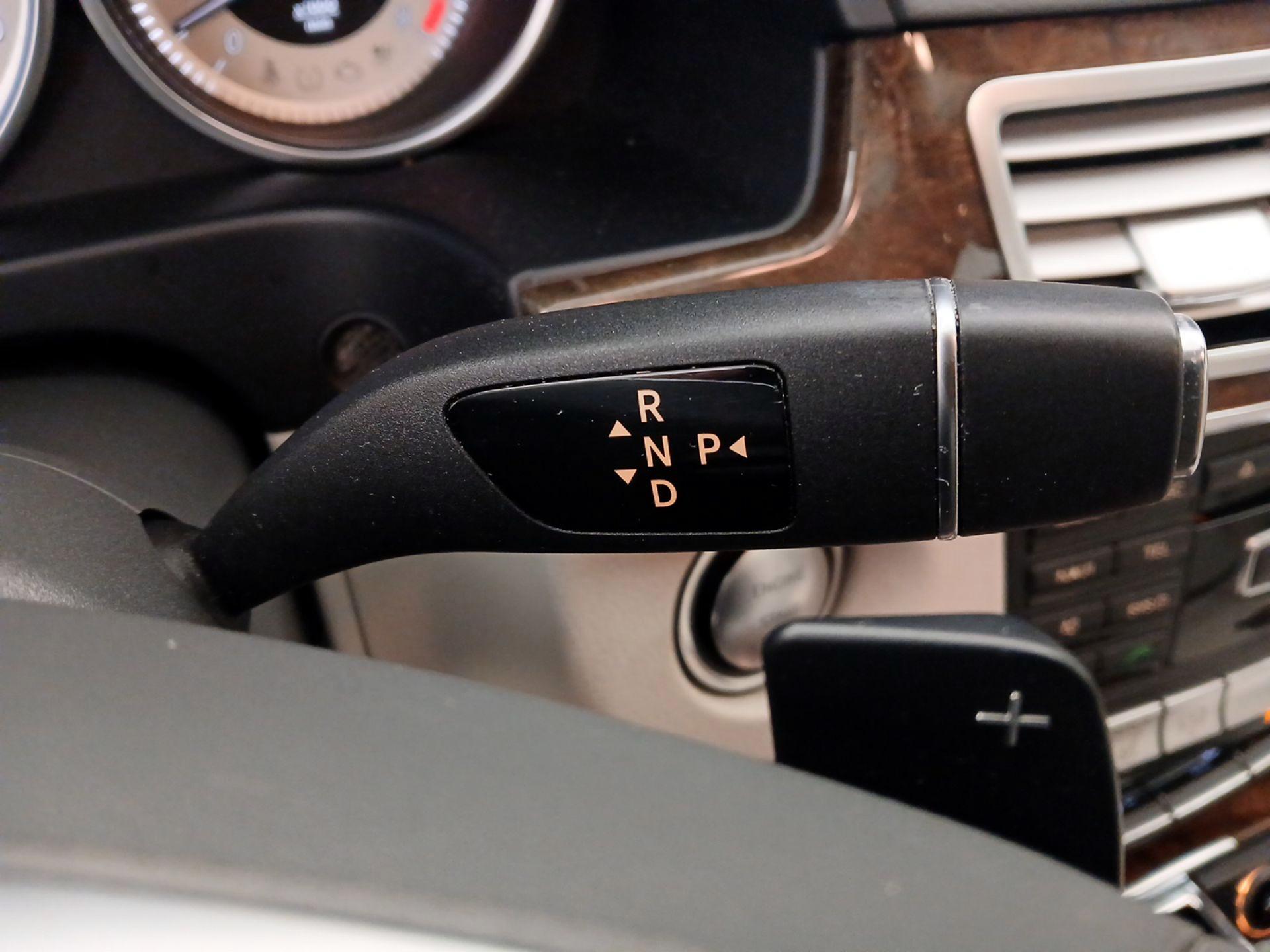 Thumbnail: 2015 Mercedes-Benz E-Class - 17
