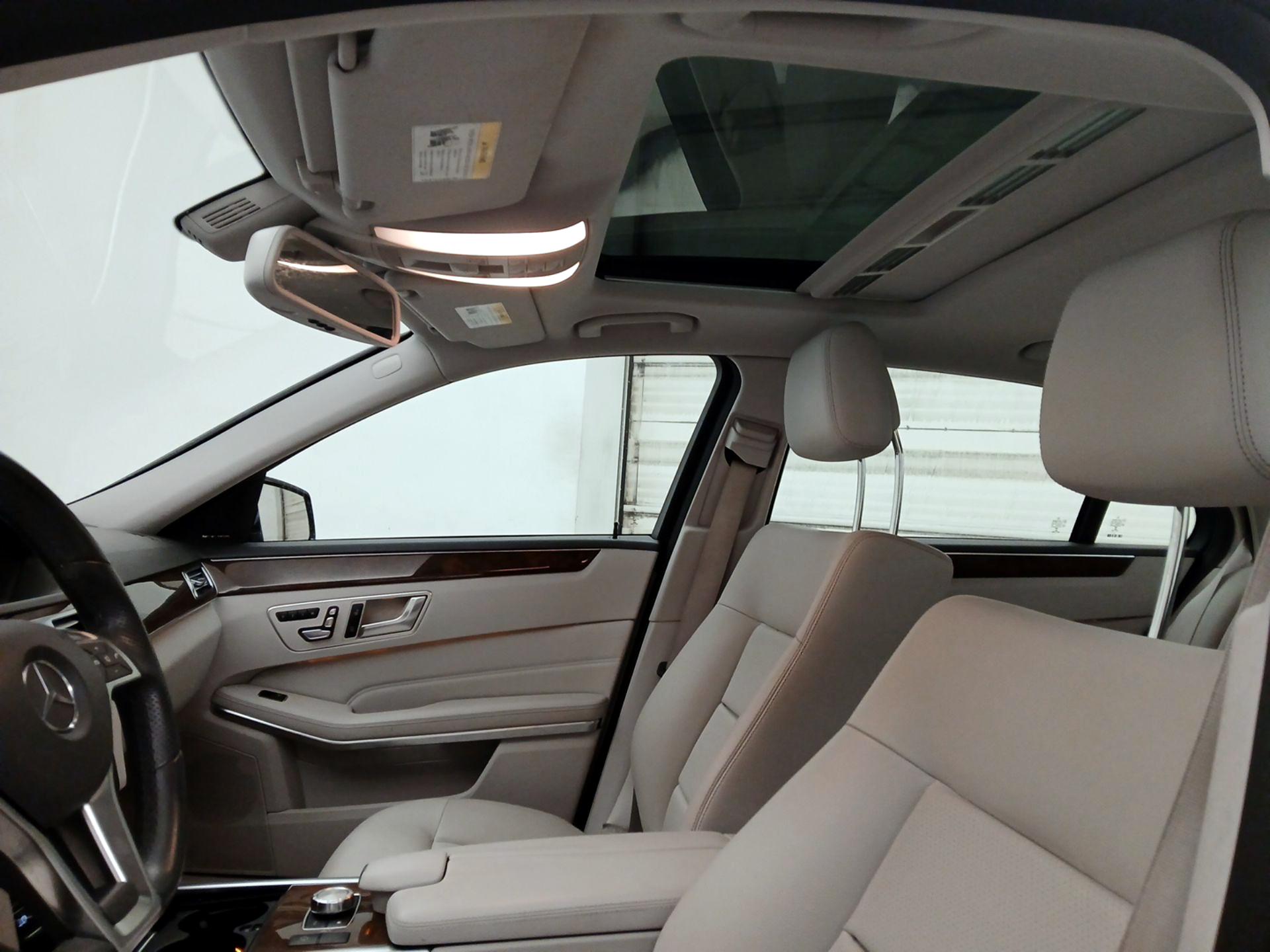 Thumbnail: 2015 Mercedes-Benz E-Class - 19