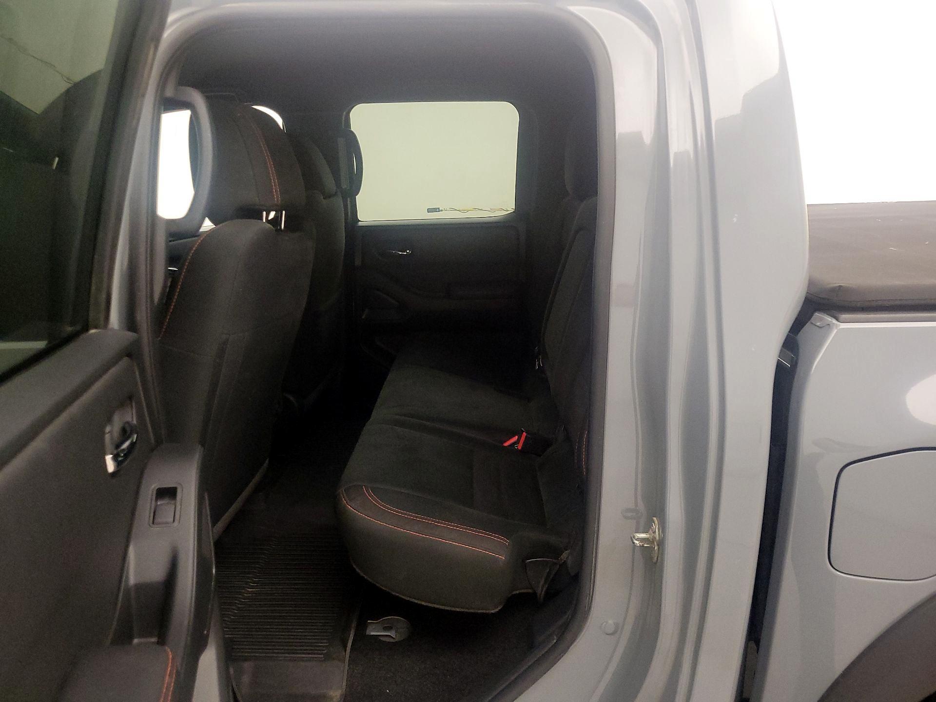 Thumbnail: 2023 Nissan Frontier - 20