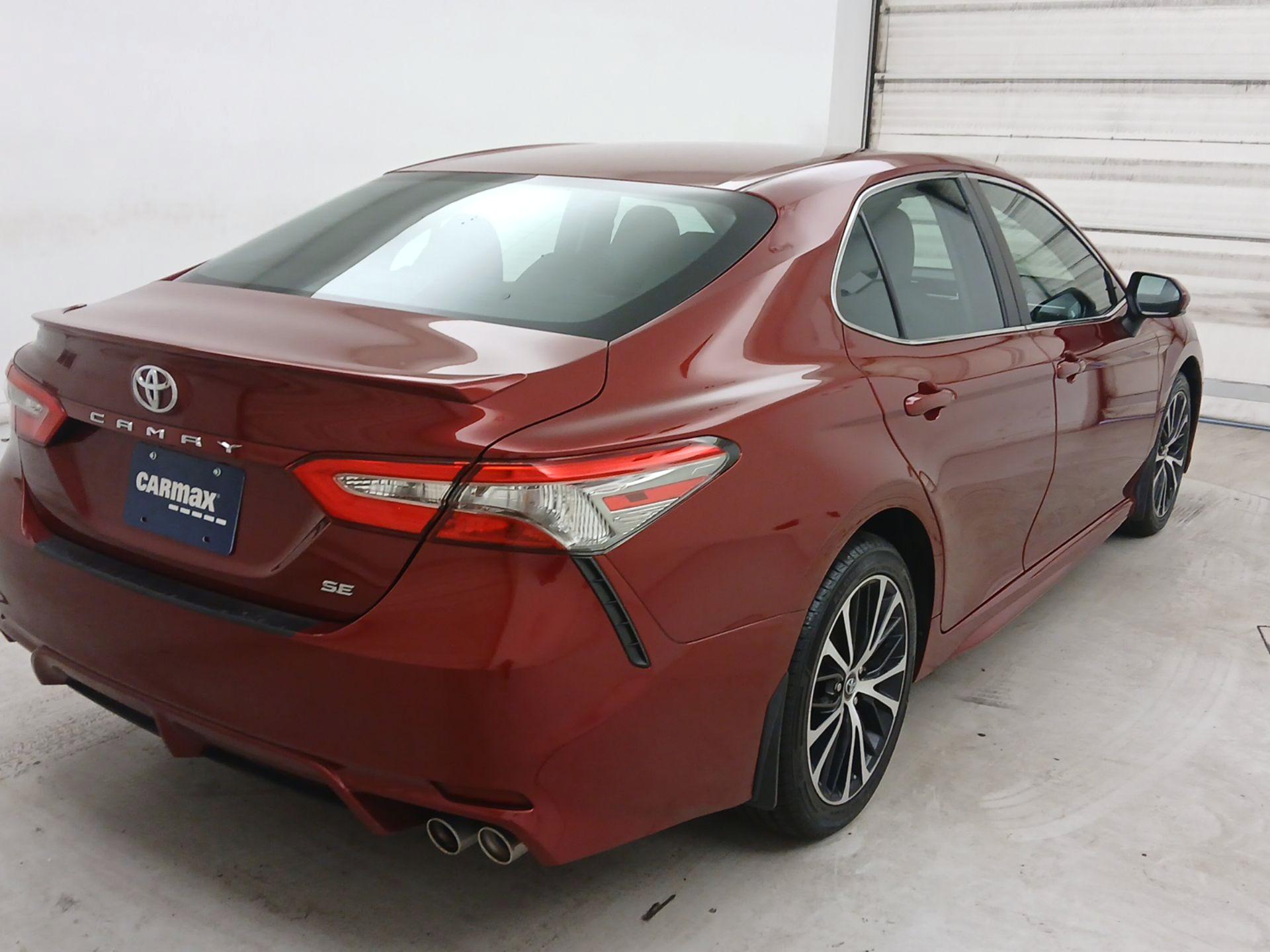 Thumbnail: 2018 Toyota Camry - 5