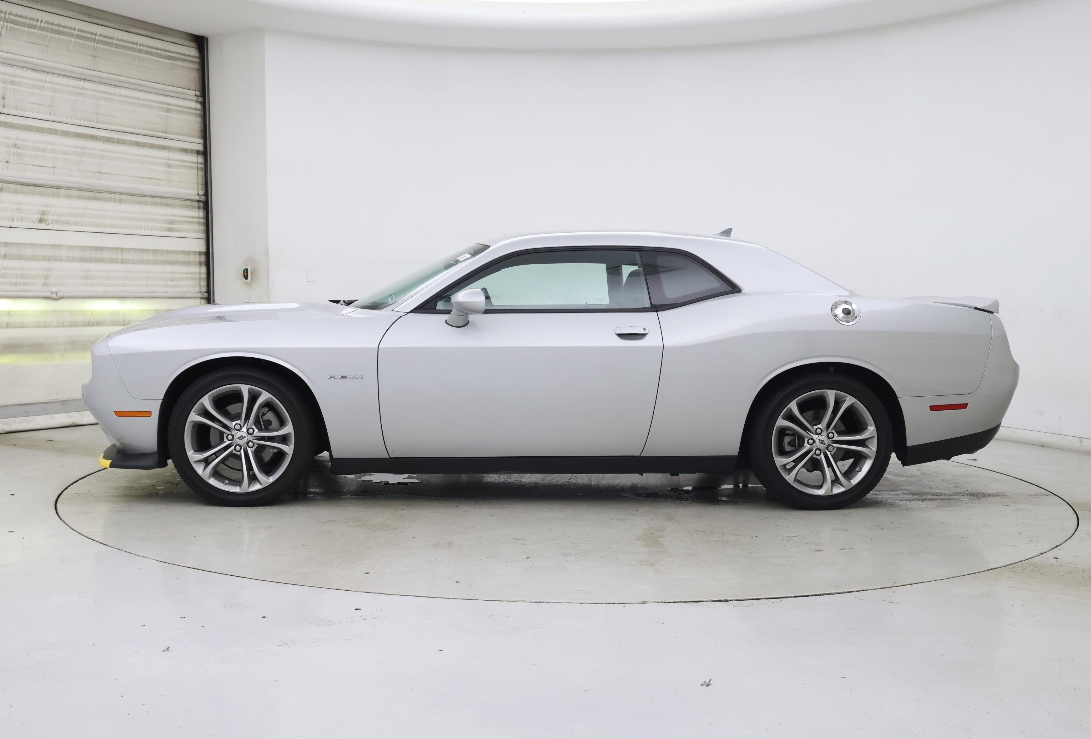 Thumbnail: 2022 Dodge Challenger - 3