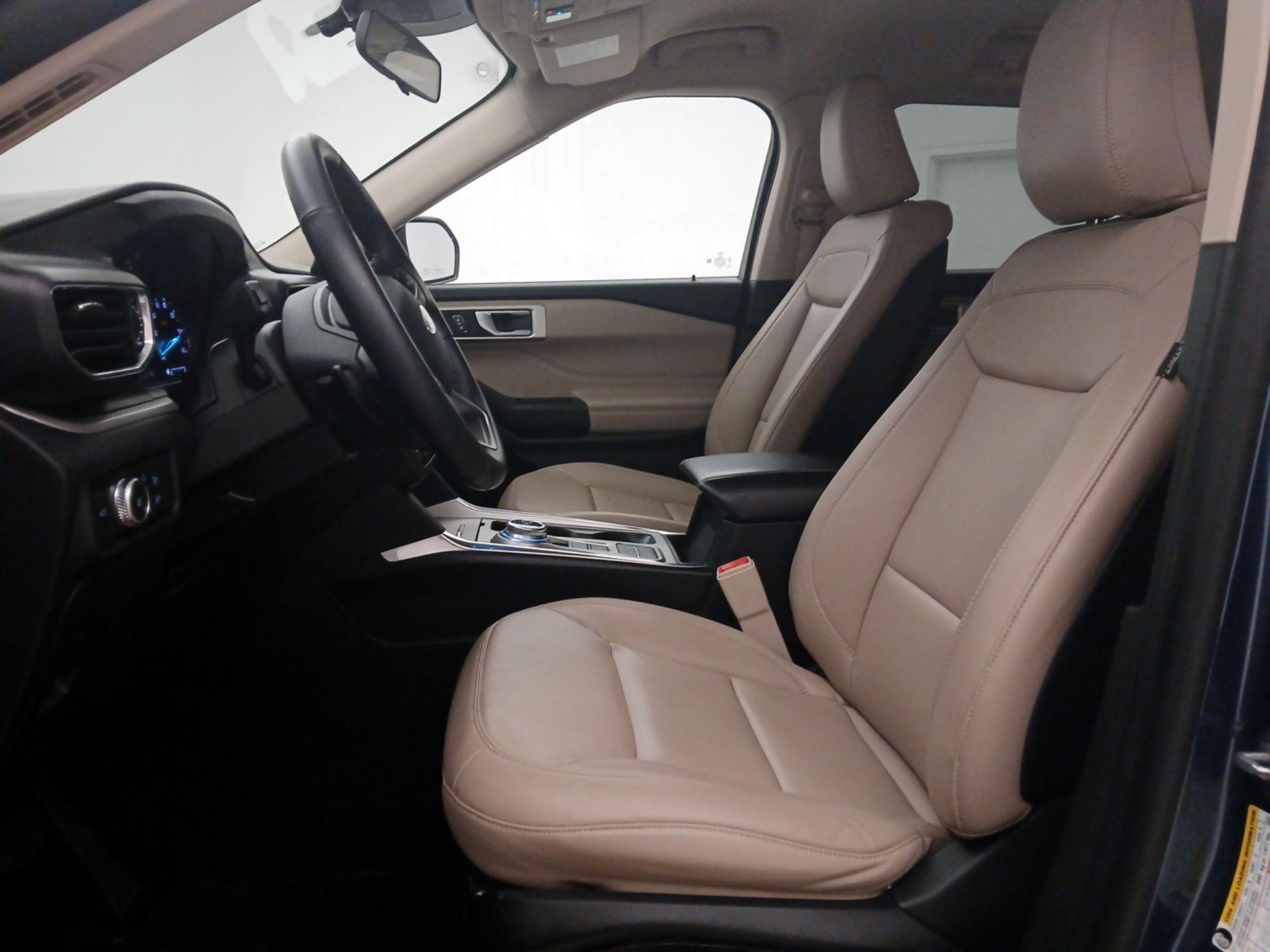 Thumbnail: 2020 Ford Explorer - 11