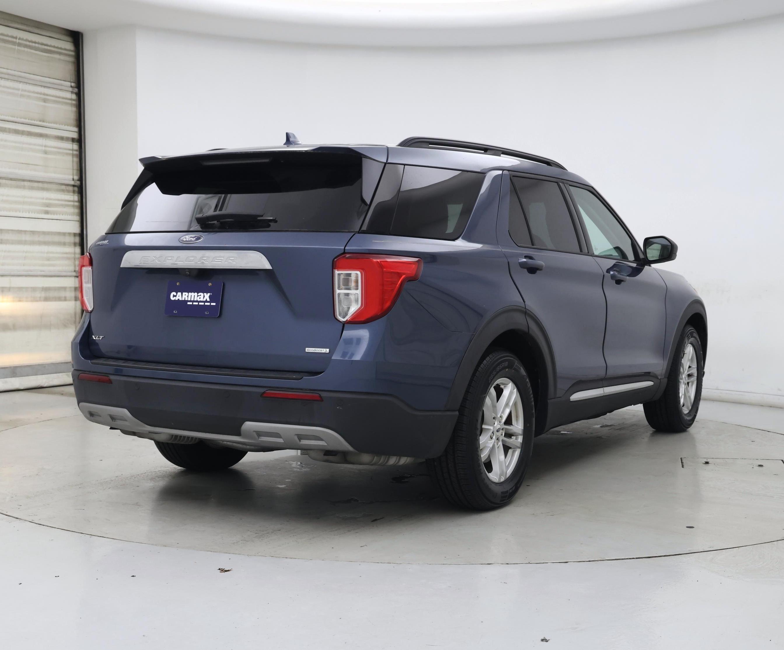 Thumbnail: 2020 Ford Explorer - 8