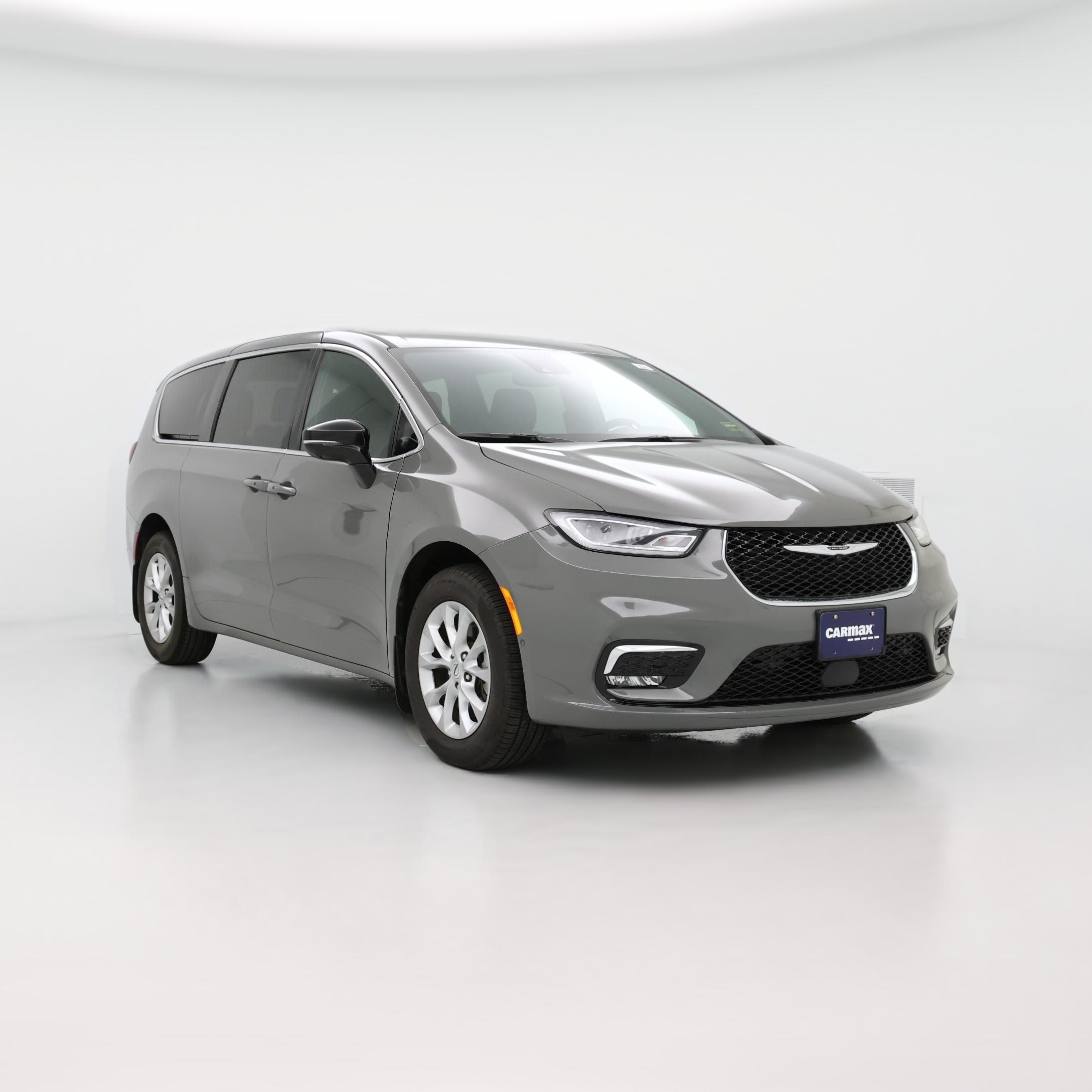 Thumbnail: 2025 Chrysler Pacifica - 1