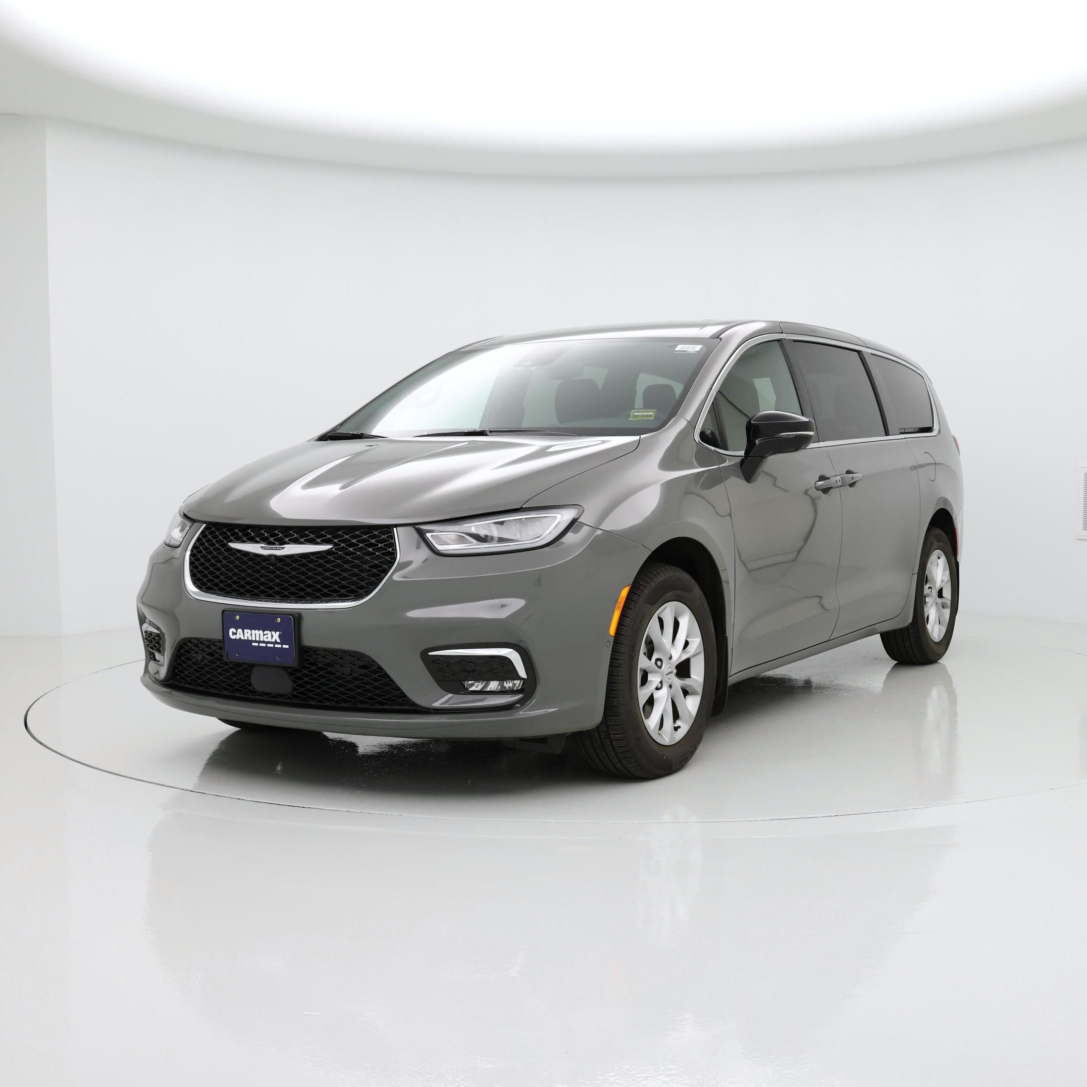Thumbnail: 2025 Chrysler Pacifica - 4