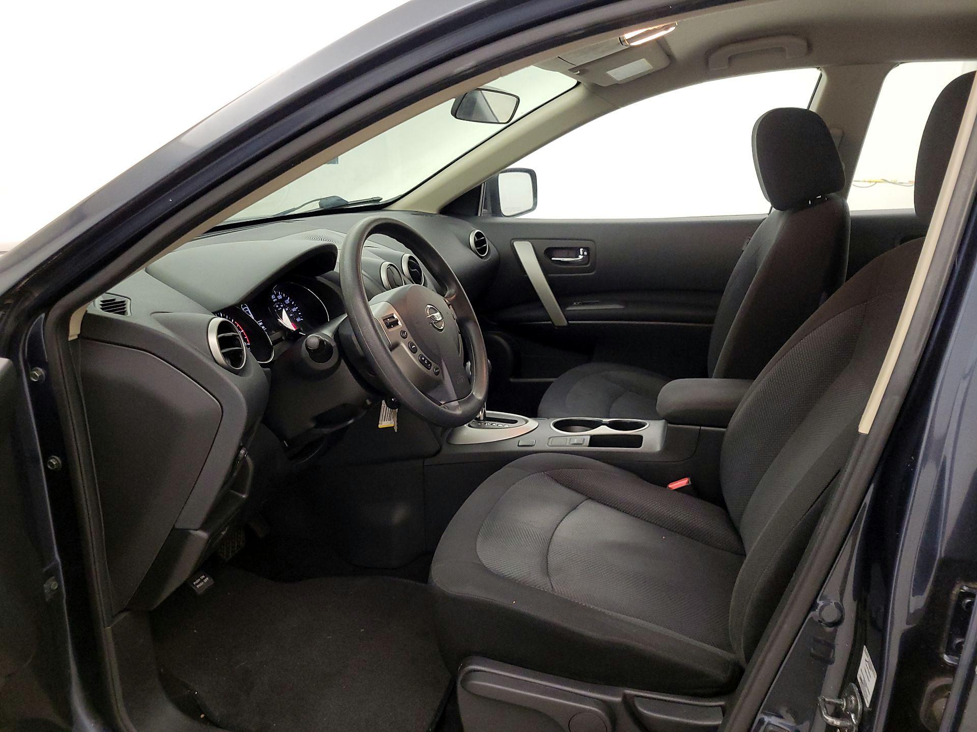Thumbnail: 2015 Nissan Rogue - 11