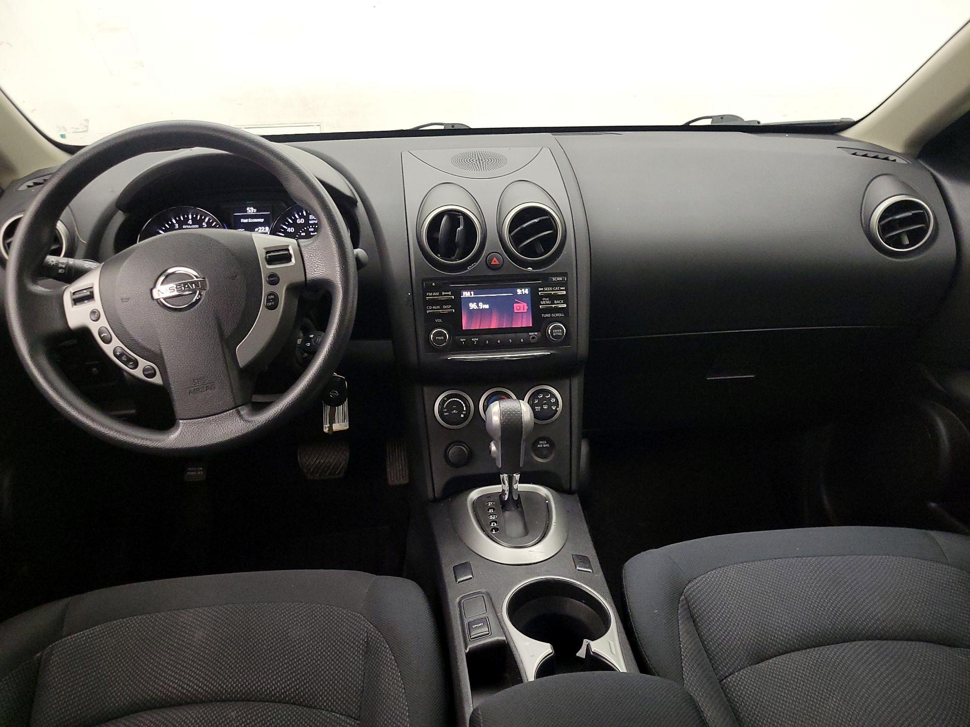 Thumbnail: 2015 Nissan Rogue - 9